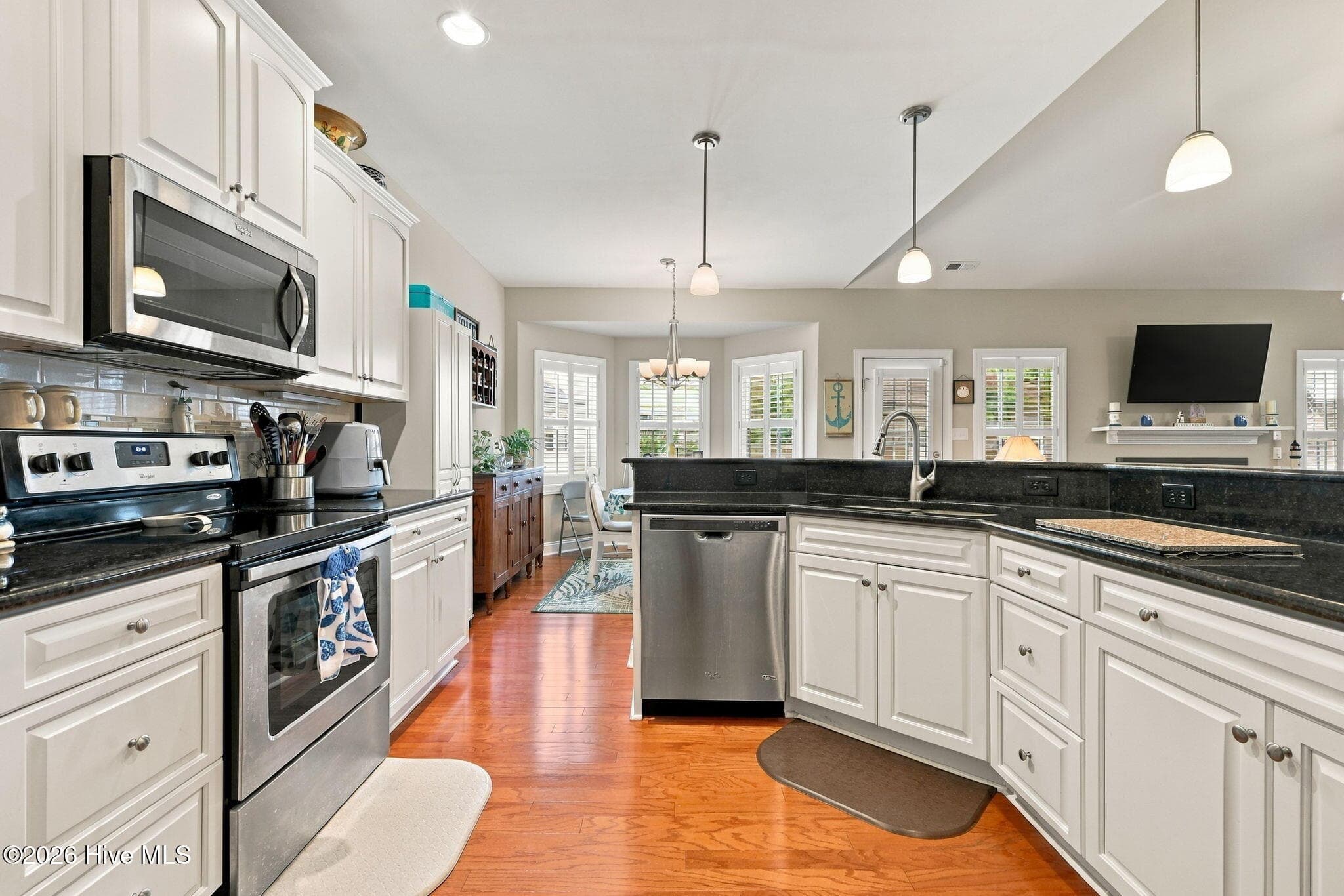 Single Family Residence at 203 Coldwater Drive, Swansboro, NC 28584, photo 17 of 49