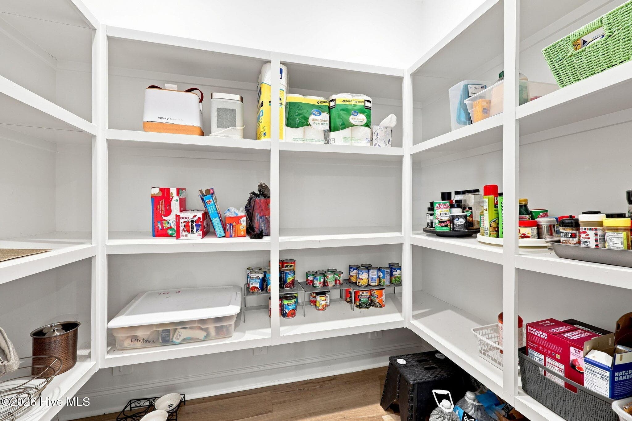 Extra large walk-in pantry in kitchen - 2212 Marinwood Court, Greenville, NC 27834