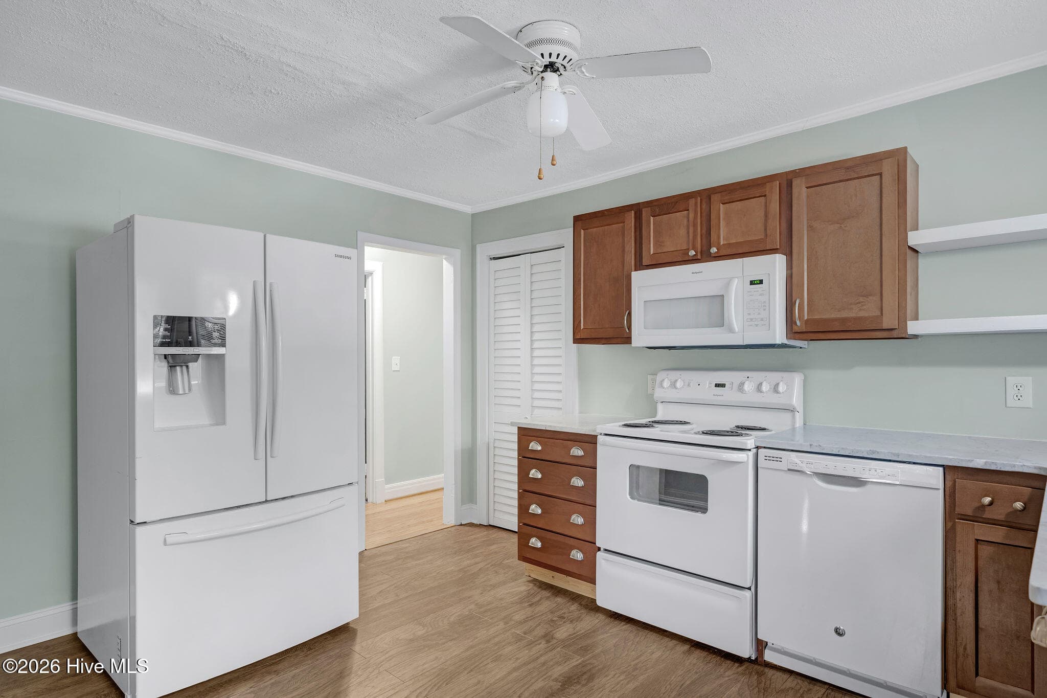 Single Family Residence at 3609 Wilshire Boulevard, Wilmington, NC 28403, photo 12 of 25