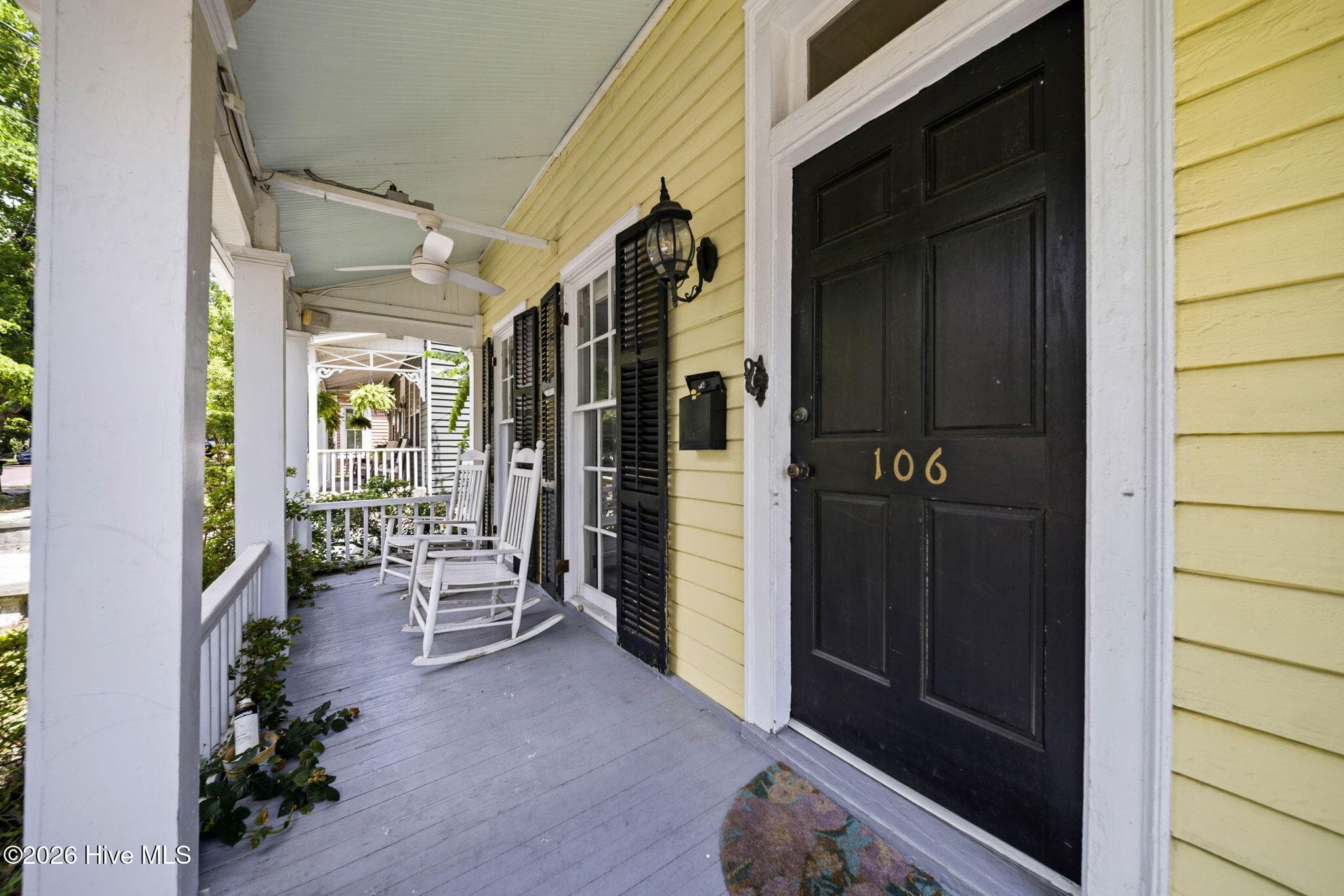 Single Family Residence at 106 Castle Street, Wilmington, NC 28401, photo 4 of 54