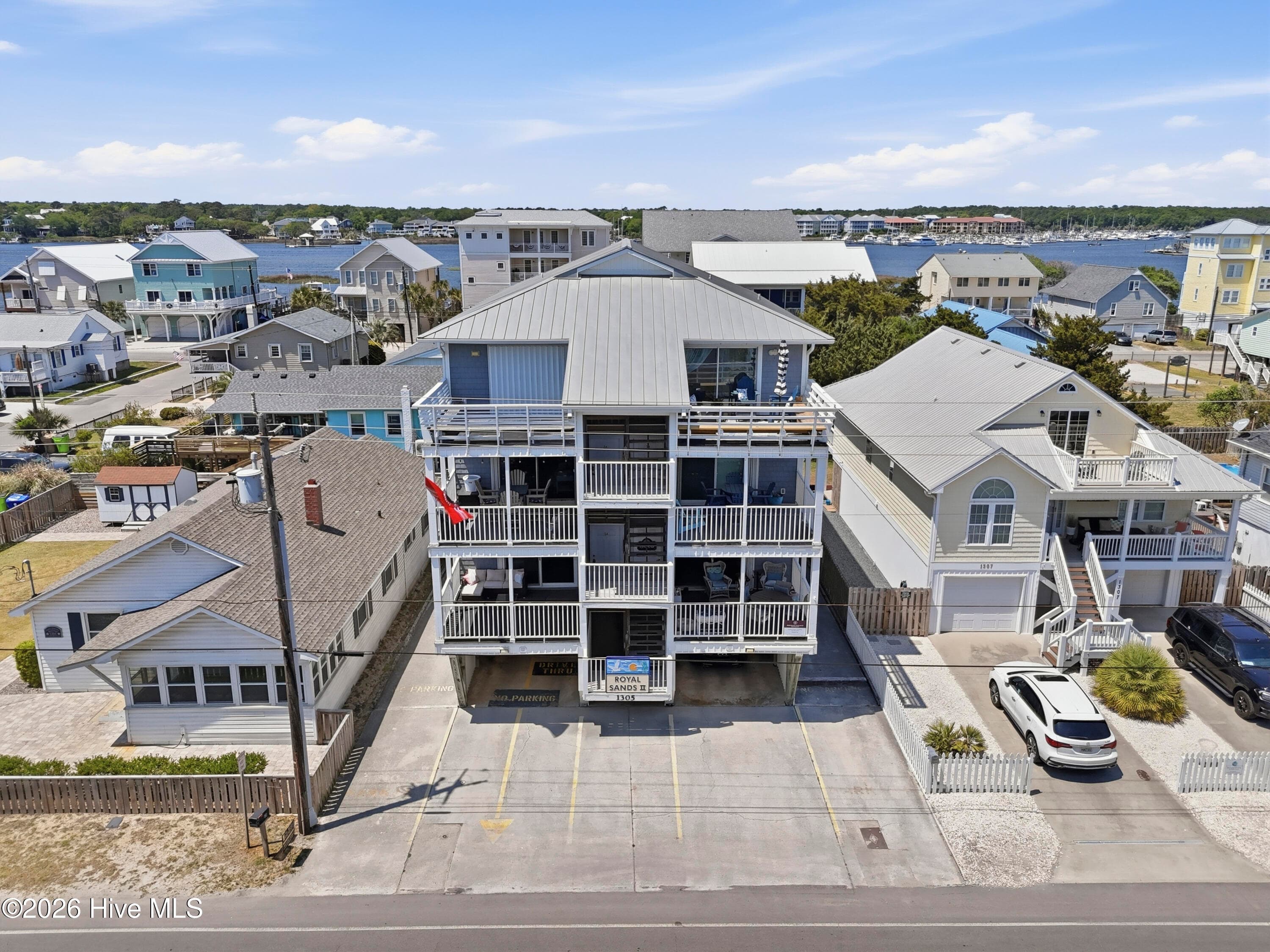 1305 Carolina Beach Avenue N Apt 1a, Carolina Beach, NC 28428