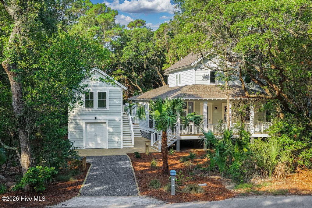 216 N Bald Head Wynd, Bald Head Island, NC 28461