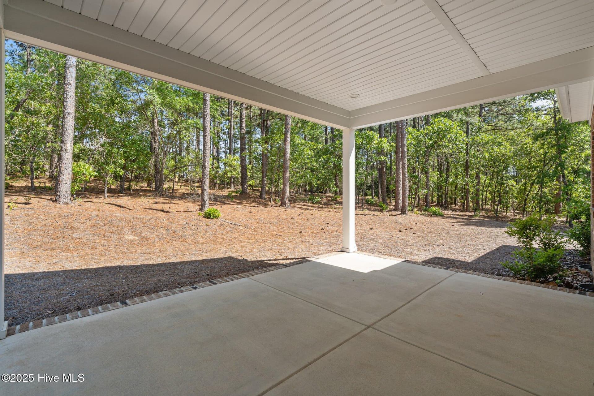 Covered patio - 225 Lakeway Drive, West End, NC 27376