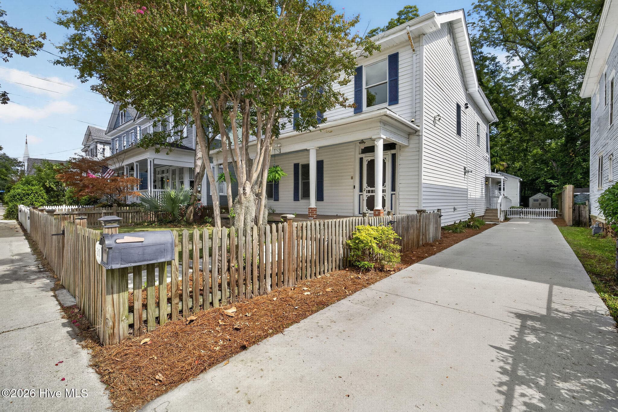 Duplex at 310 N 5th Avenue, Wilmington, NC 28401, photo 3 of 64