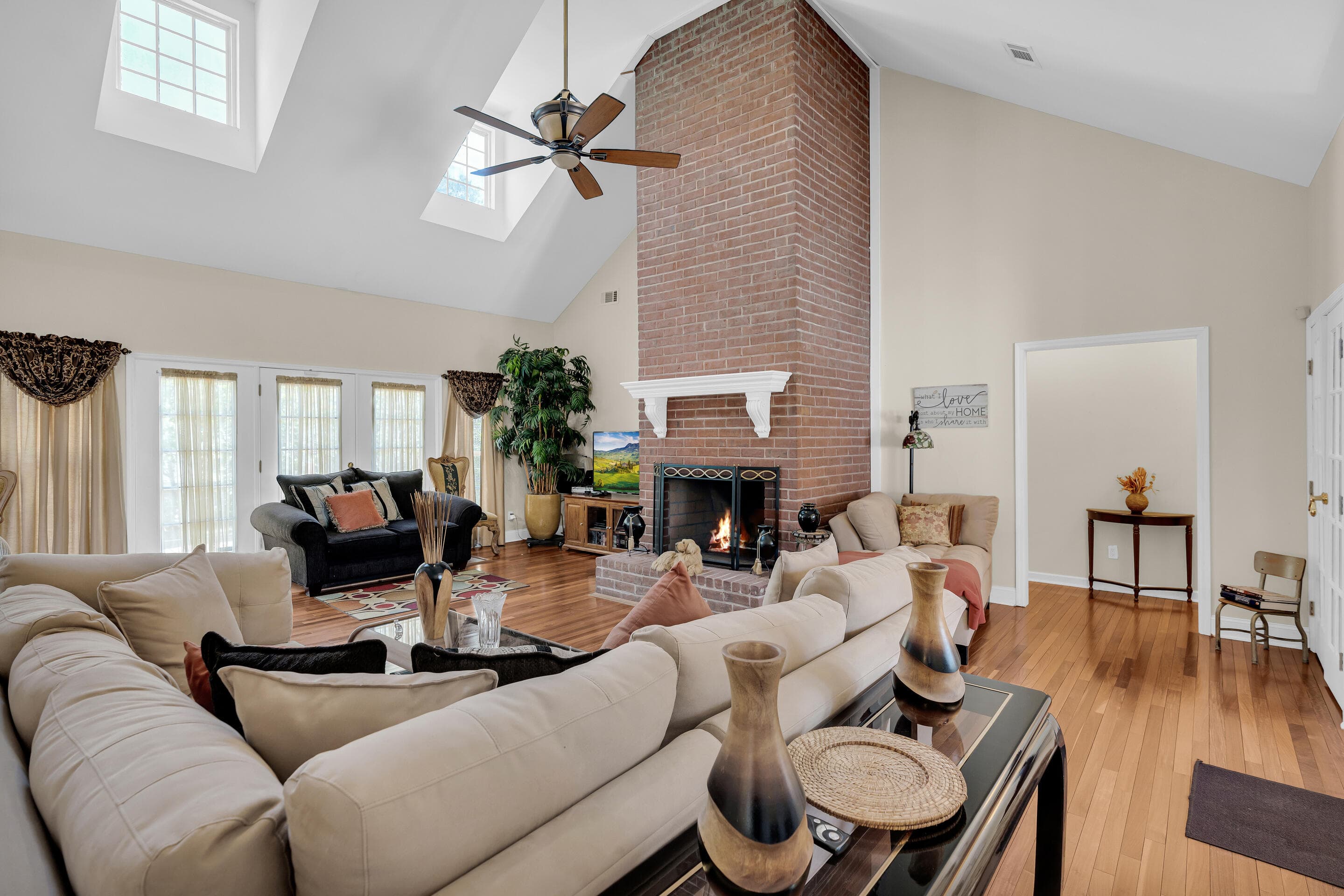 Single Family Residence at 1197 Jefferson Boulevard, Louisville, GA 30434, photo 10 of 60