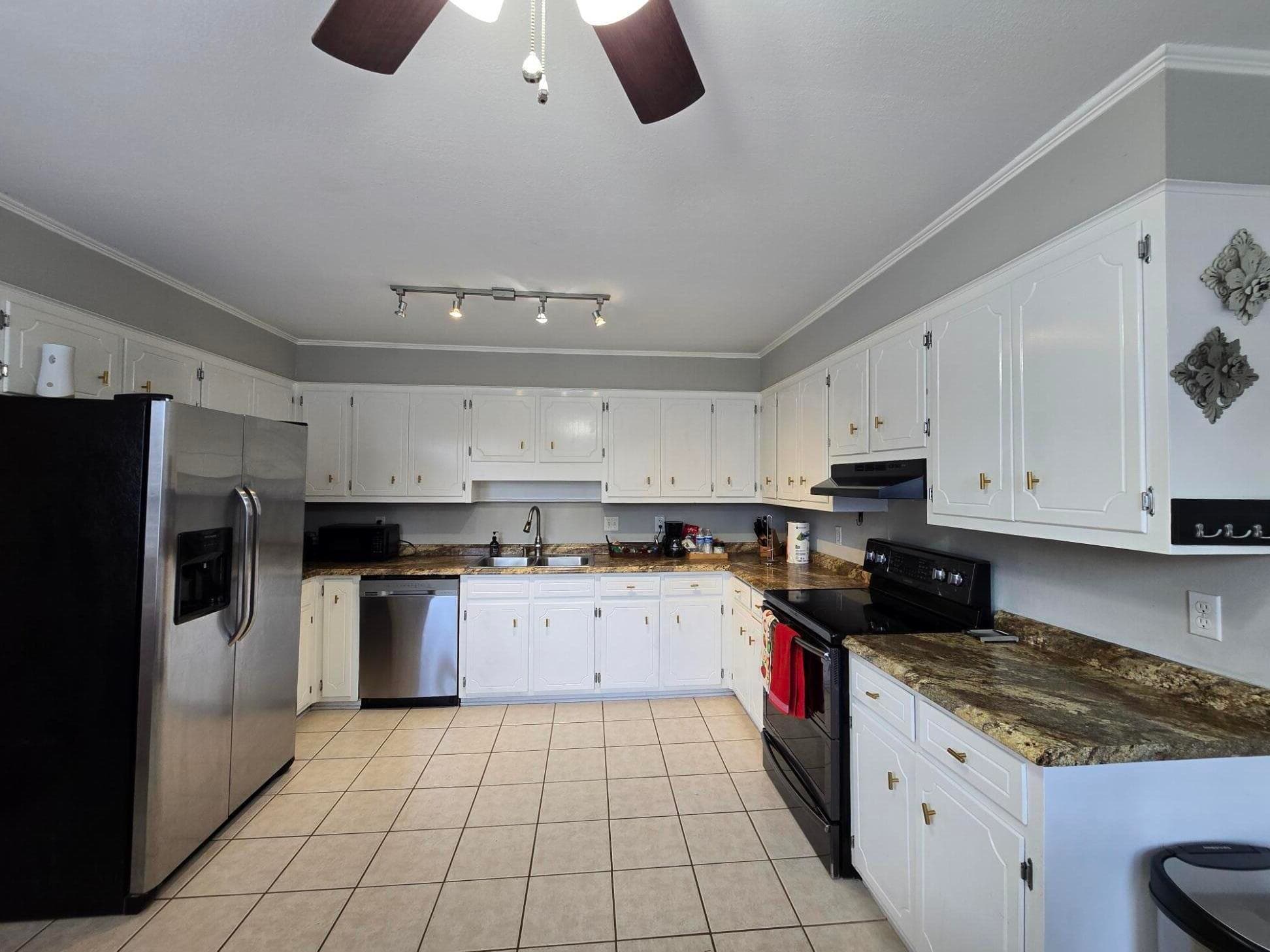 Single Family Residence at 177 Ashley Circle, Augusta, GA 30907, photo 4 of 15