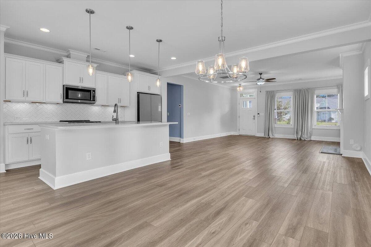 Single Family Residence at 504 Beaumont Oaks Drive, Wilmington, NC 28411, photo 14 of 83