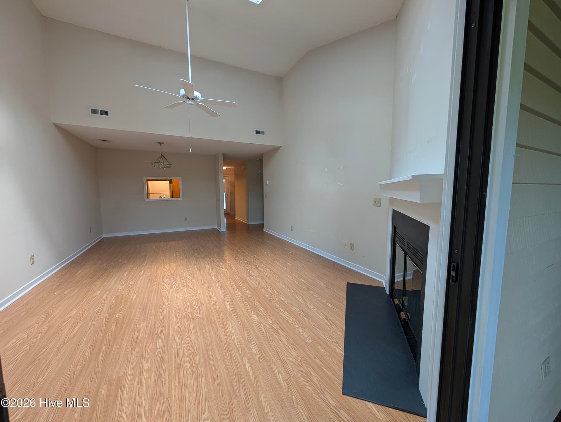 Townhouse at 5916 Chester Street, Wilmington, NC 28405, photo 13 of 31