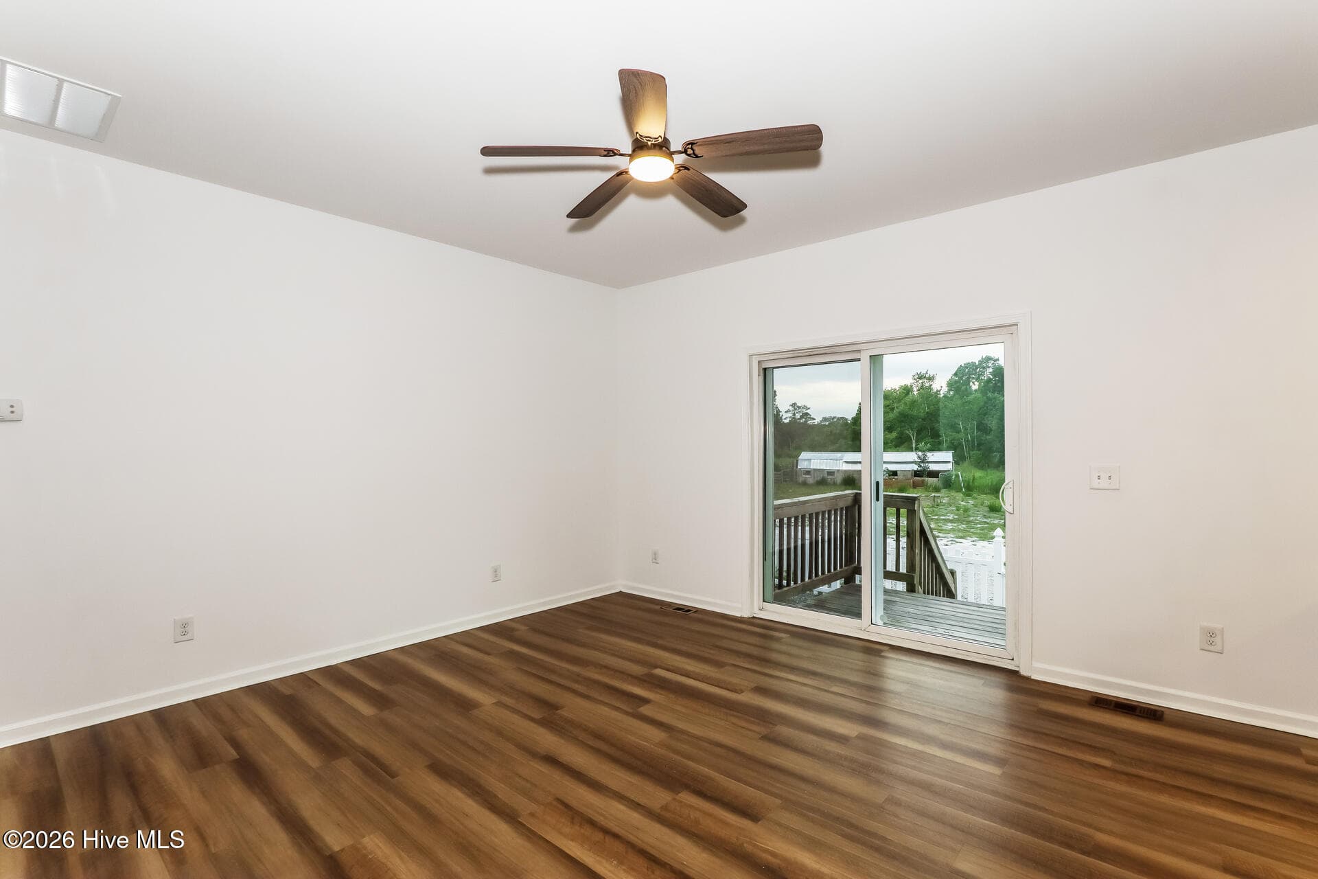 Single Family Residence at 2147 Rosemary Lane SW, Supply, NC 28462, photo 5 of 20