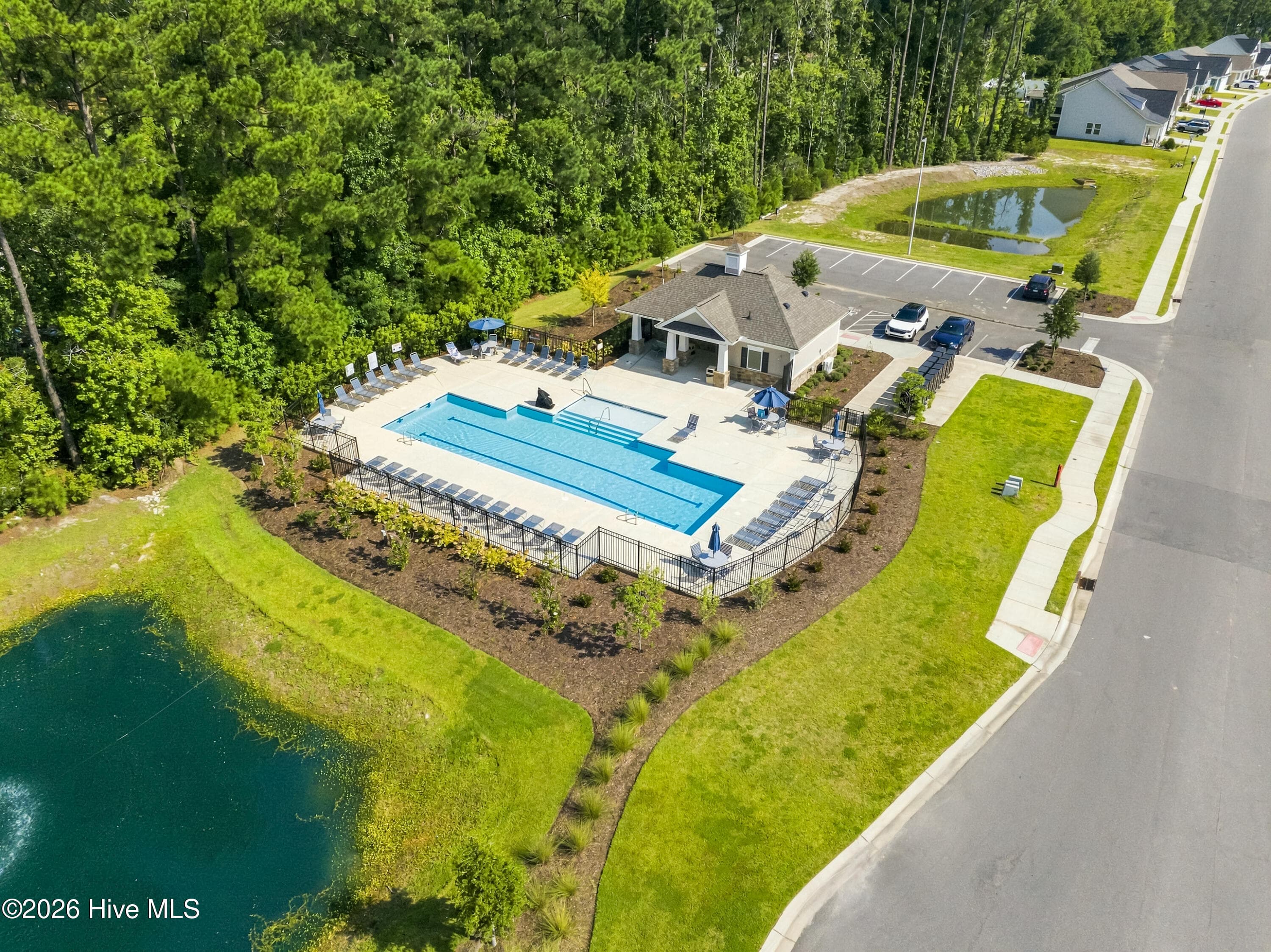Single Family Residence at 605 Blackthorne Circle NW, Calabash, NC 28467, photo 42 of 53