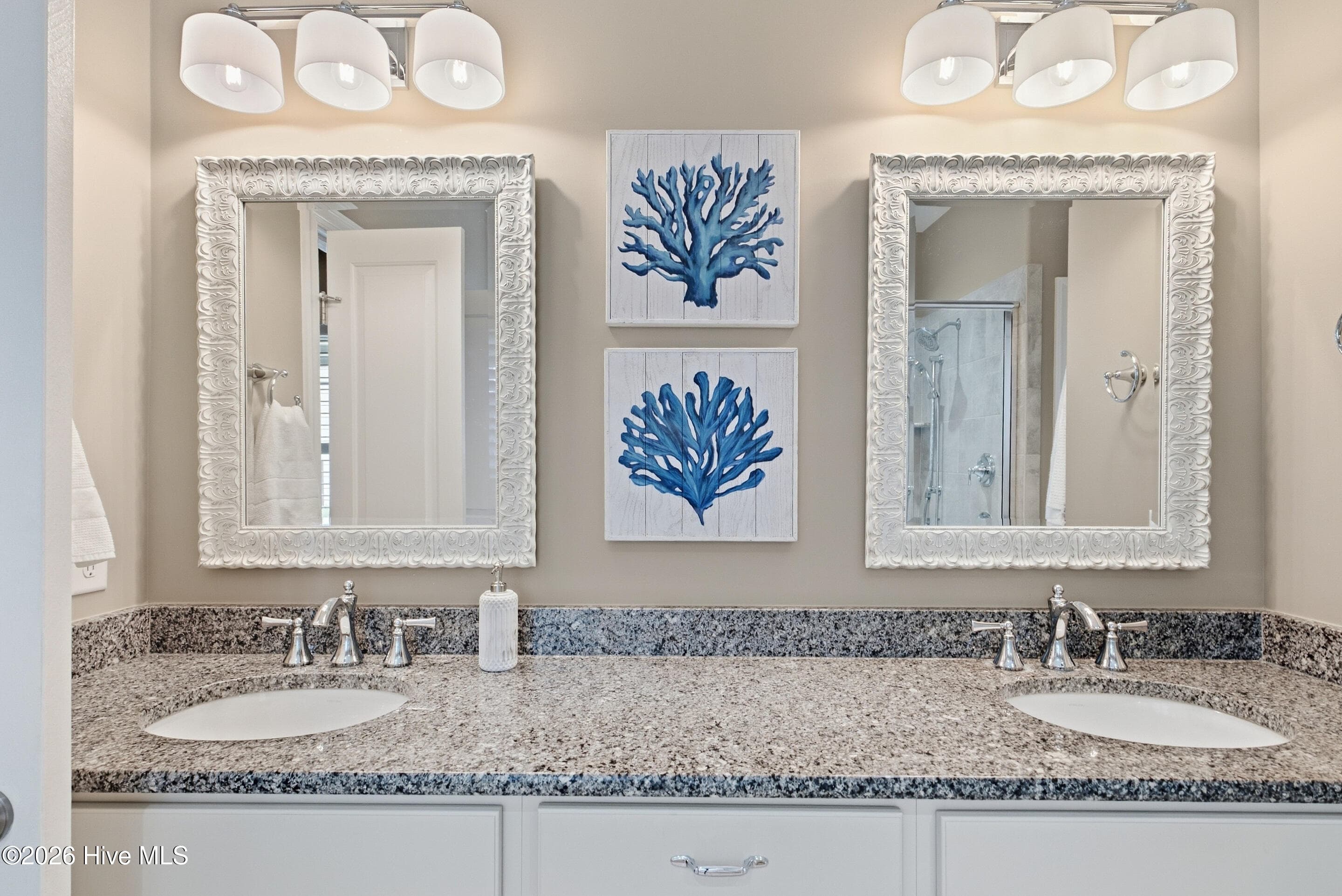 Master bath - 2153 Forest View Circle, Leland, NC 28451
