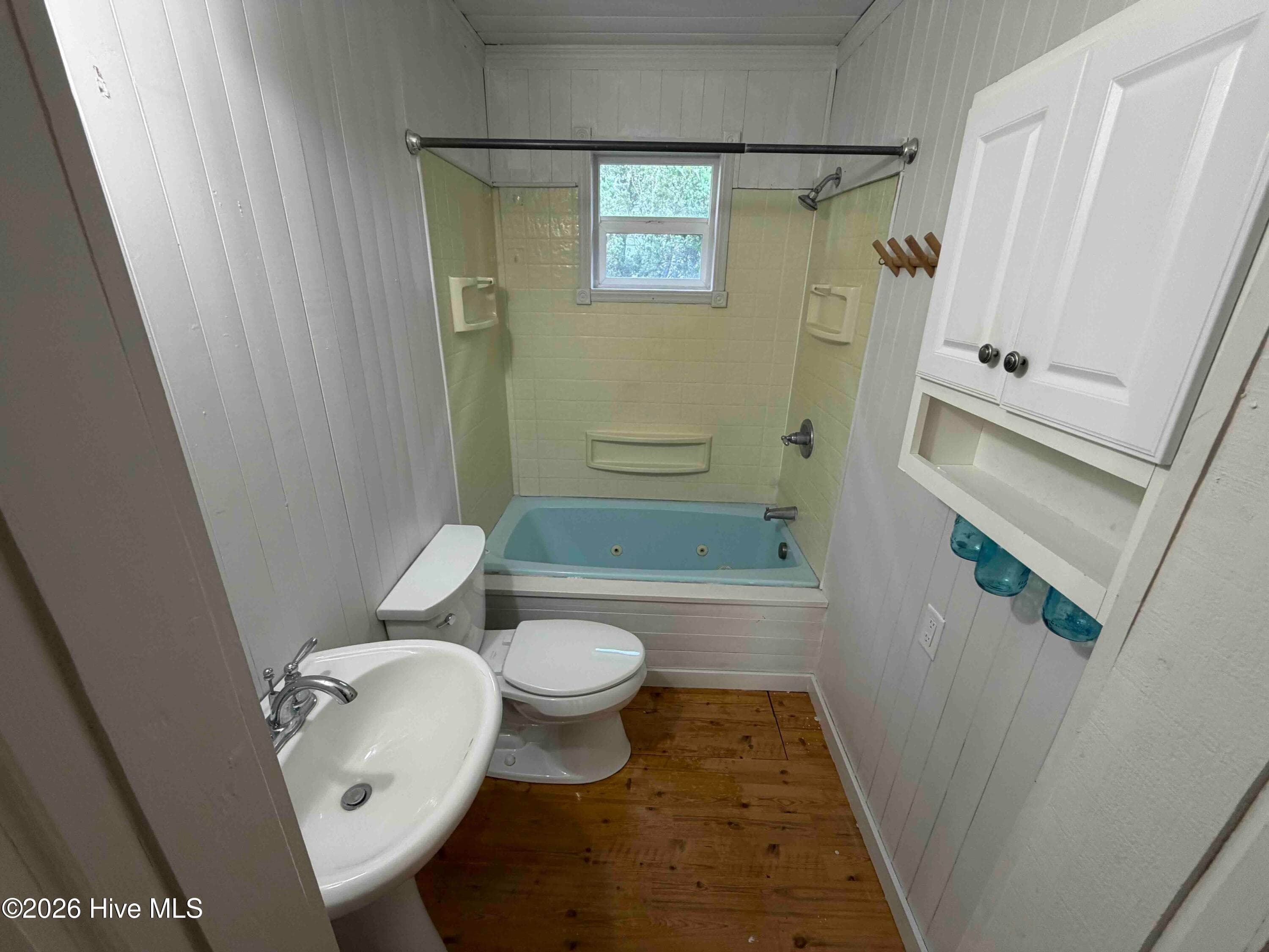 Single Family Residence at 416 Raleigh Avenue, Carolina Beach, NC 28428, photo 12 of 21
