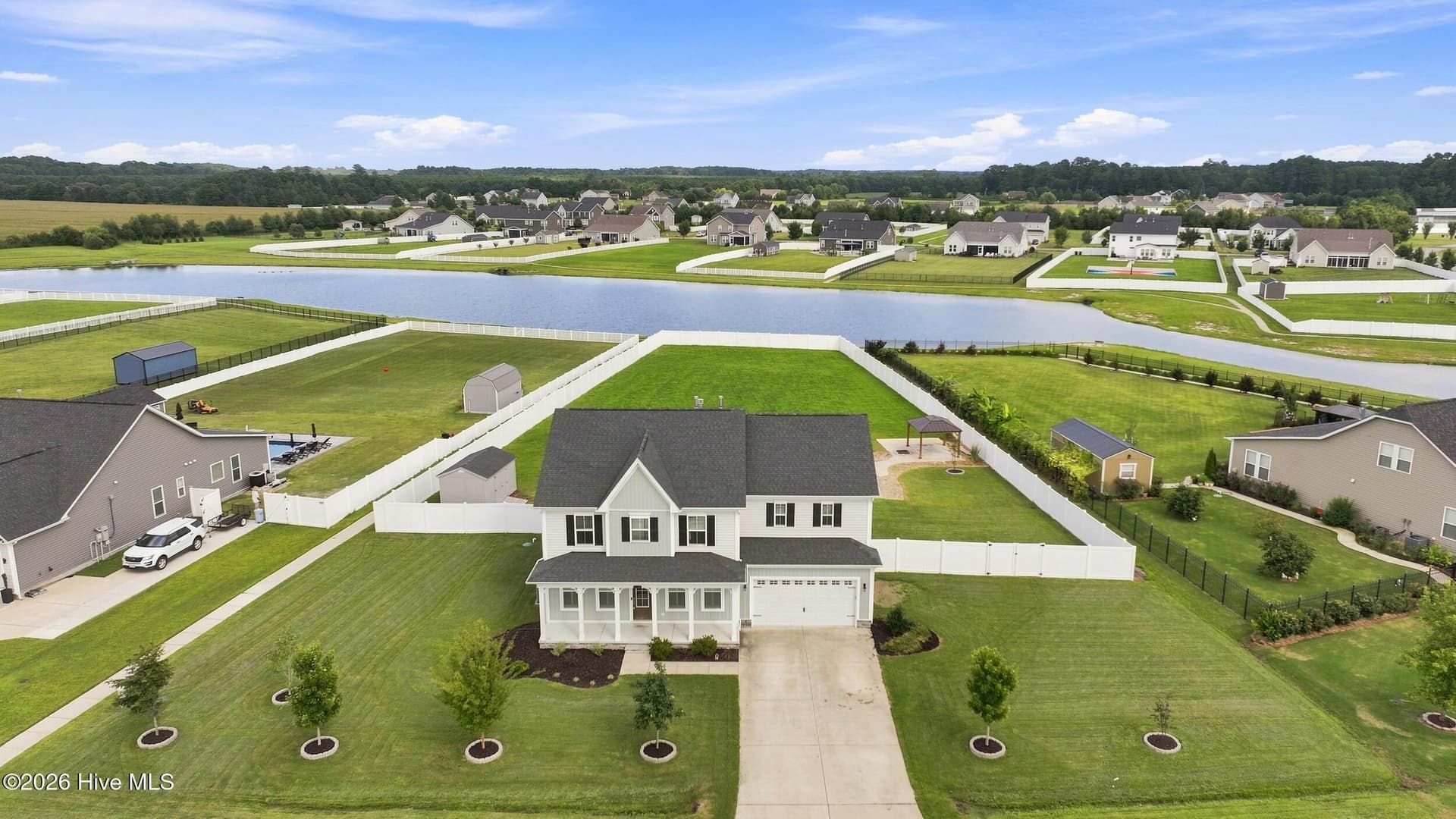 Single Family Residence at 124 Gables Place, Moyock, NC 27958, photo 4 of 60