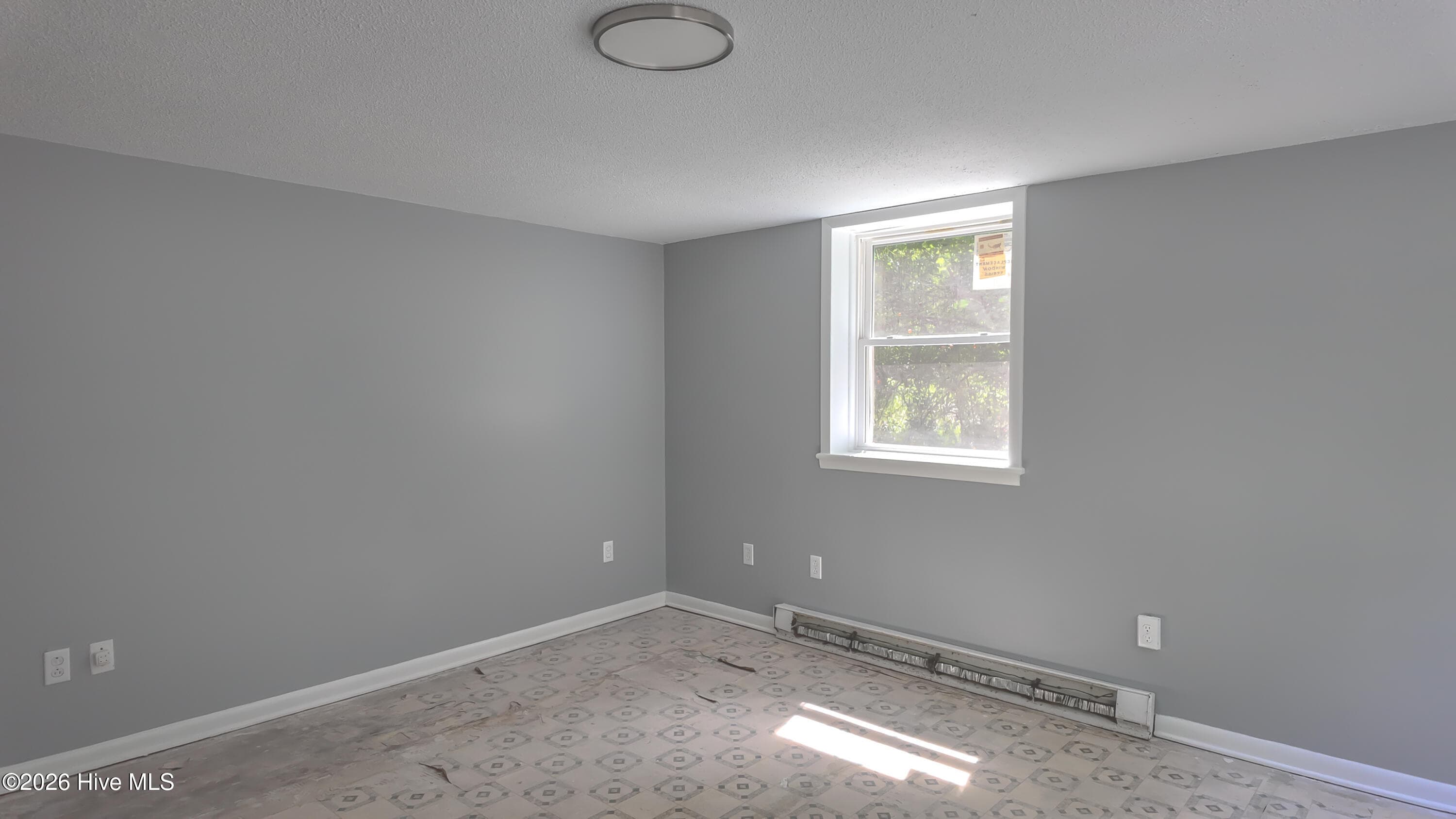 Single Family Residence at 114 Eastover Avenue, Clinton, NC 28328, photo 3 of 3