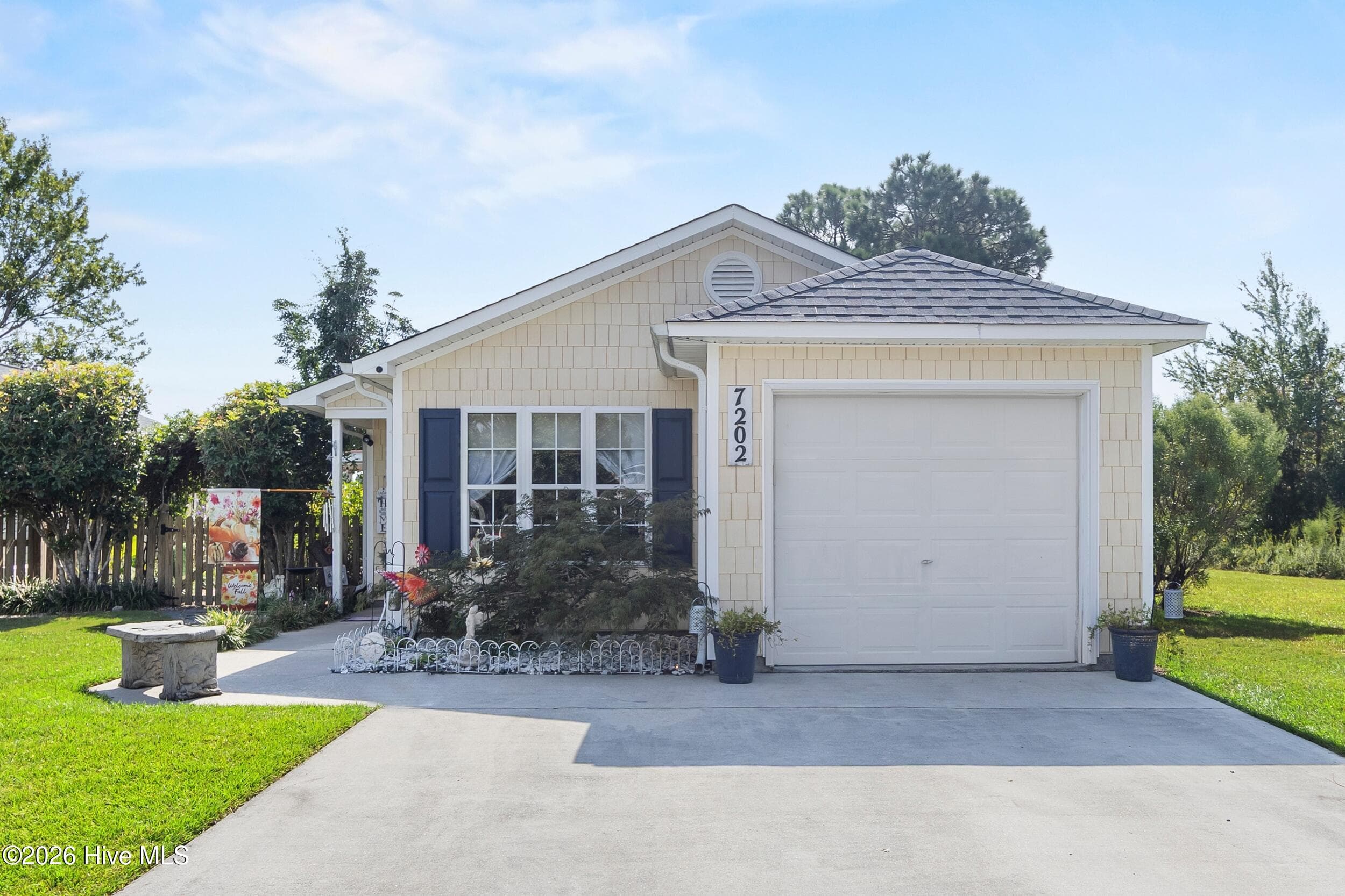 Single Family Residence at 7202 Konlack Court, Wilmington, NC 28411