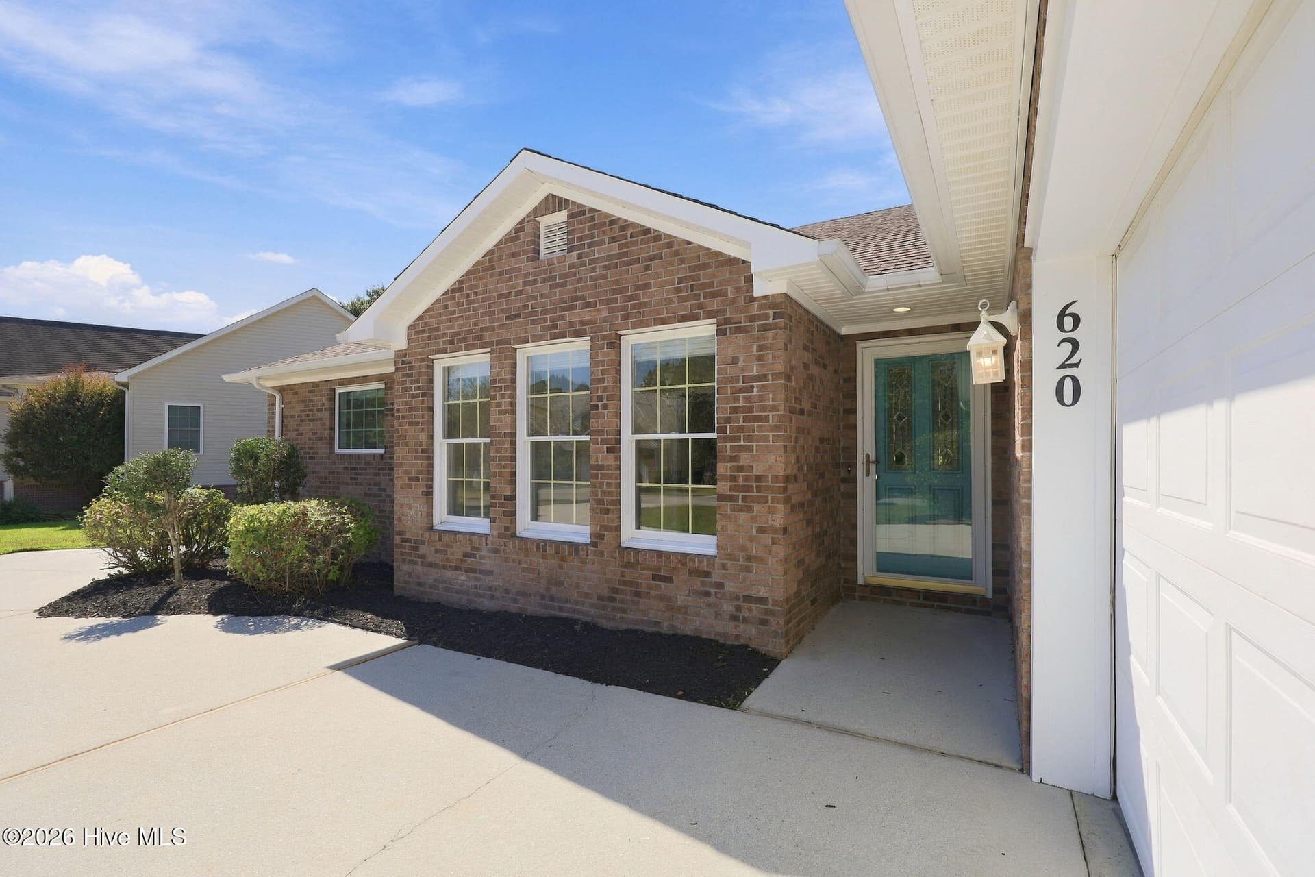 Single Family Residence at 620 Riva Ridge Road, Sneads Ferry, NC 28460, photo 2 of 50