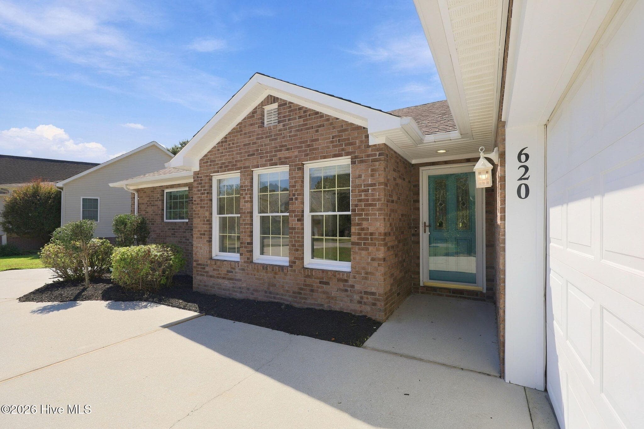 Single Family Residence at 620 Riva Ridge Road, Sneads Ferry, NC 28460, photo 2 of 50