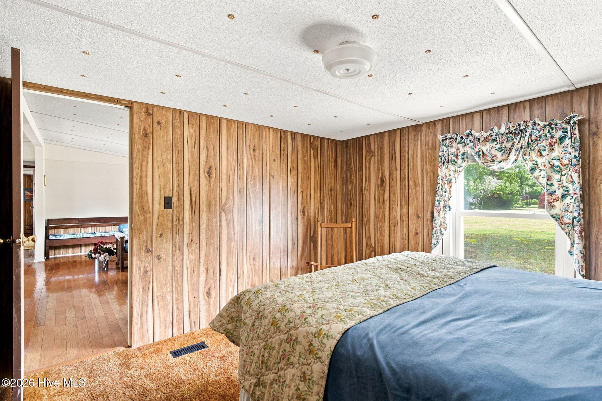 Manufactured Home at 1710 Ocean View Drive SW, Ocean Isle Beach, NC 28469, photo 16 of 41
