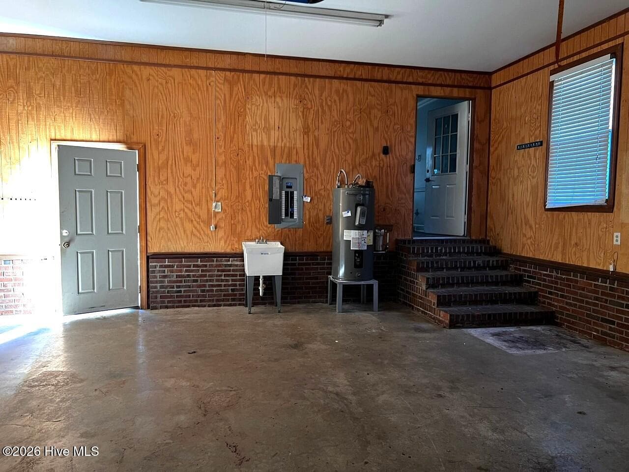 Single Family Residence at 214 E Raintree Lane, Goldsboro, NC 27534, photo 21 of 24