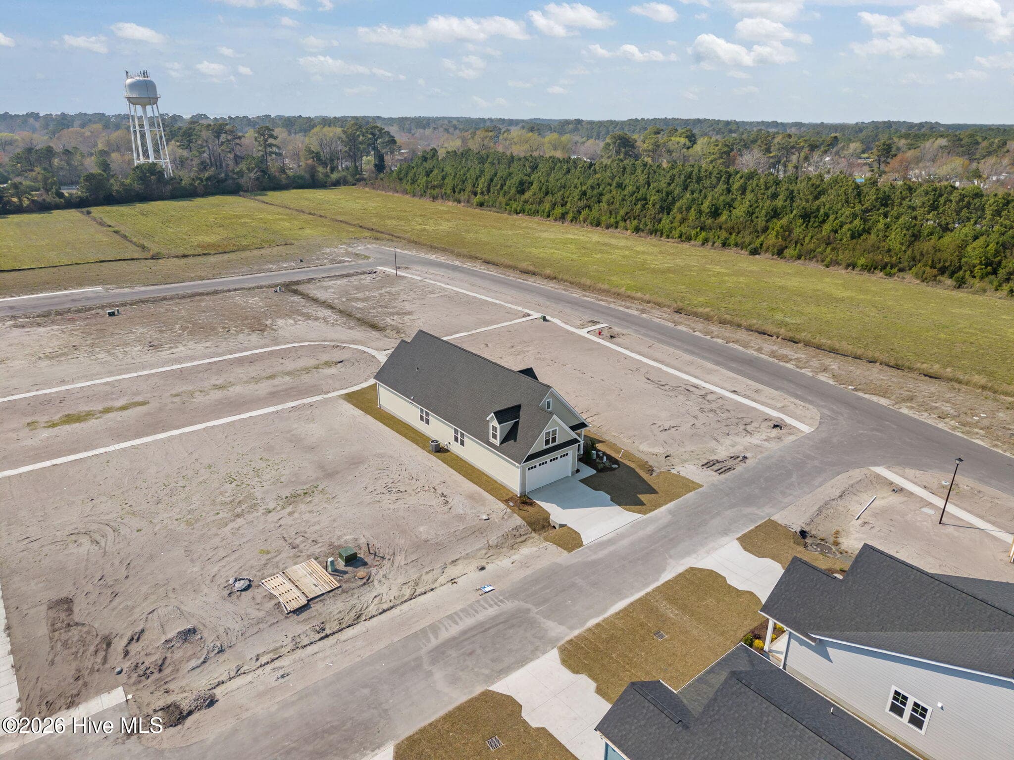 Single Family Residence at 102 Golden Finch Drive, Beaufort, NC 28516, photo 90 of 93