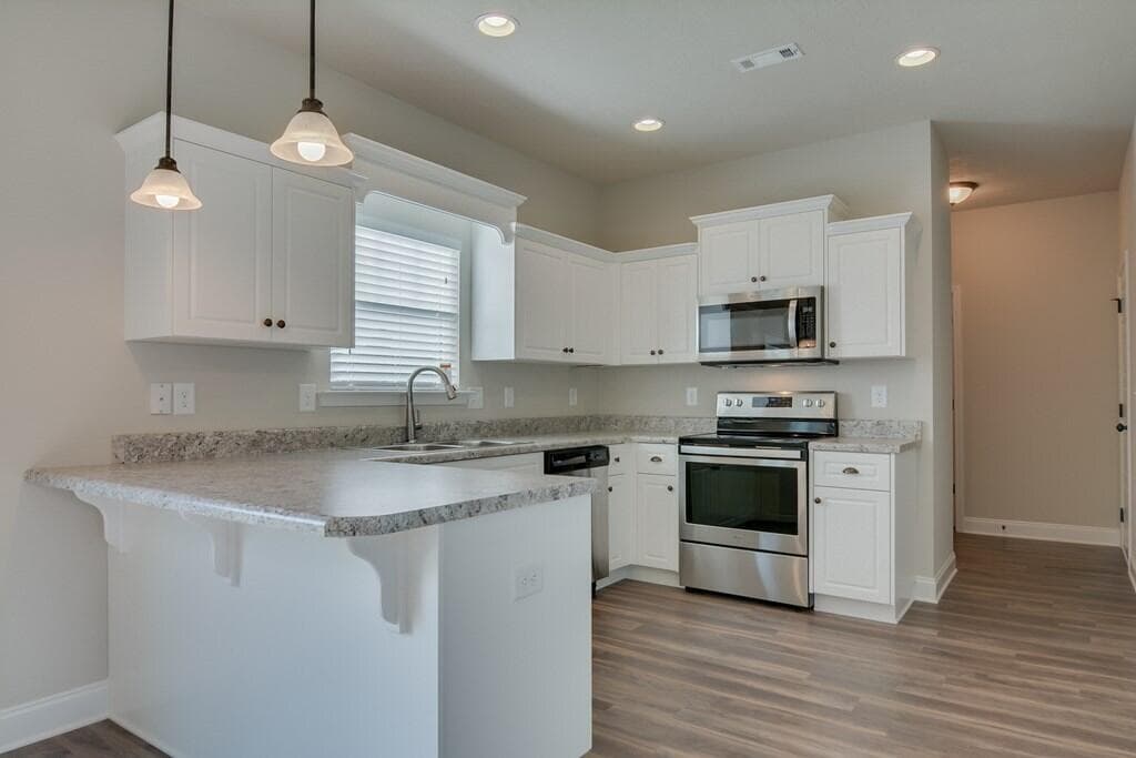 Single Family Residence at 384 Mill Stone Lane, North Augusta, SC 29860, photo 10 of 28