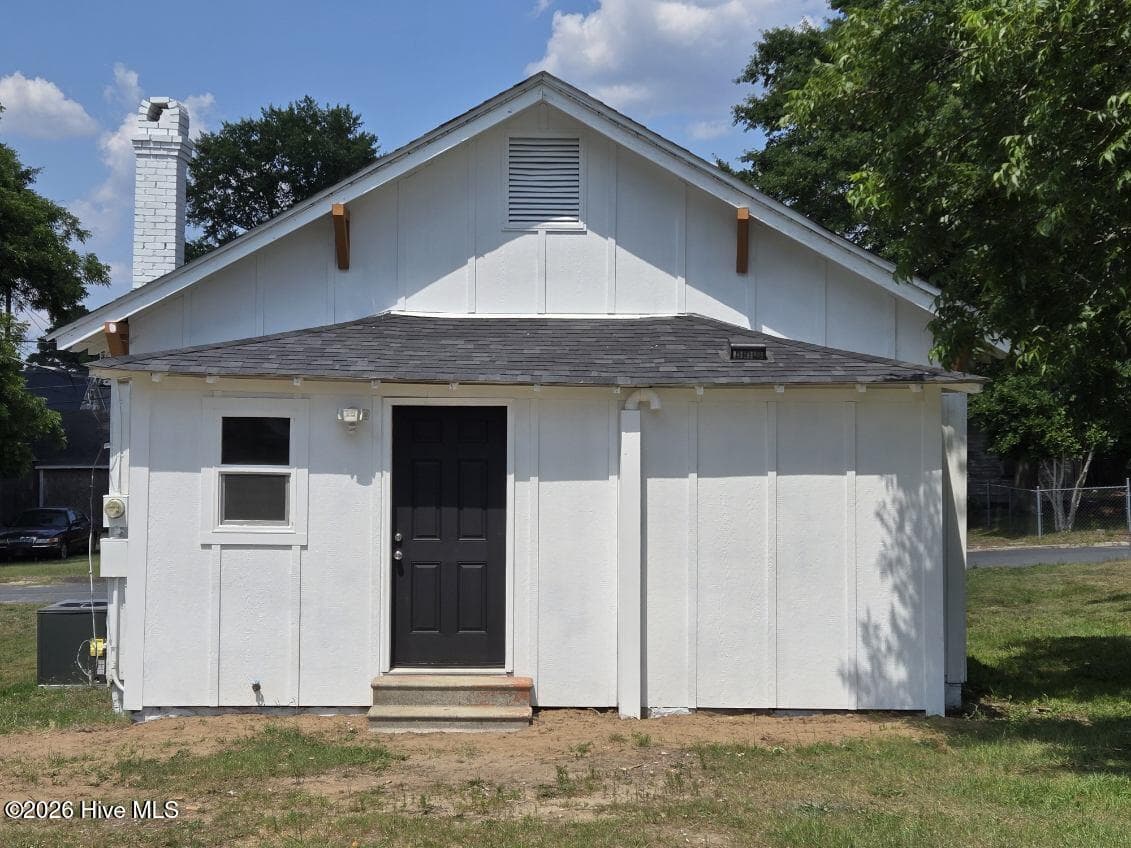 Single Family Residence at 124 Aleo Ninth Avenue, Rockingham, NC 28379, photo 5 of 17