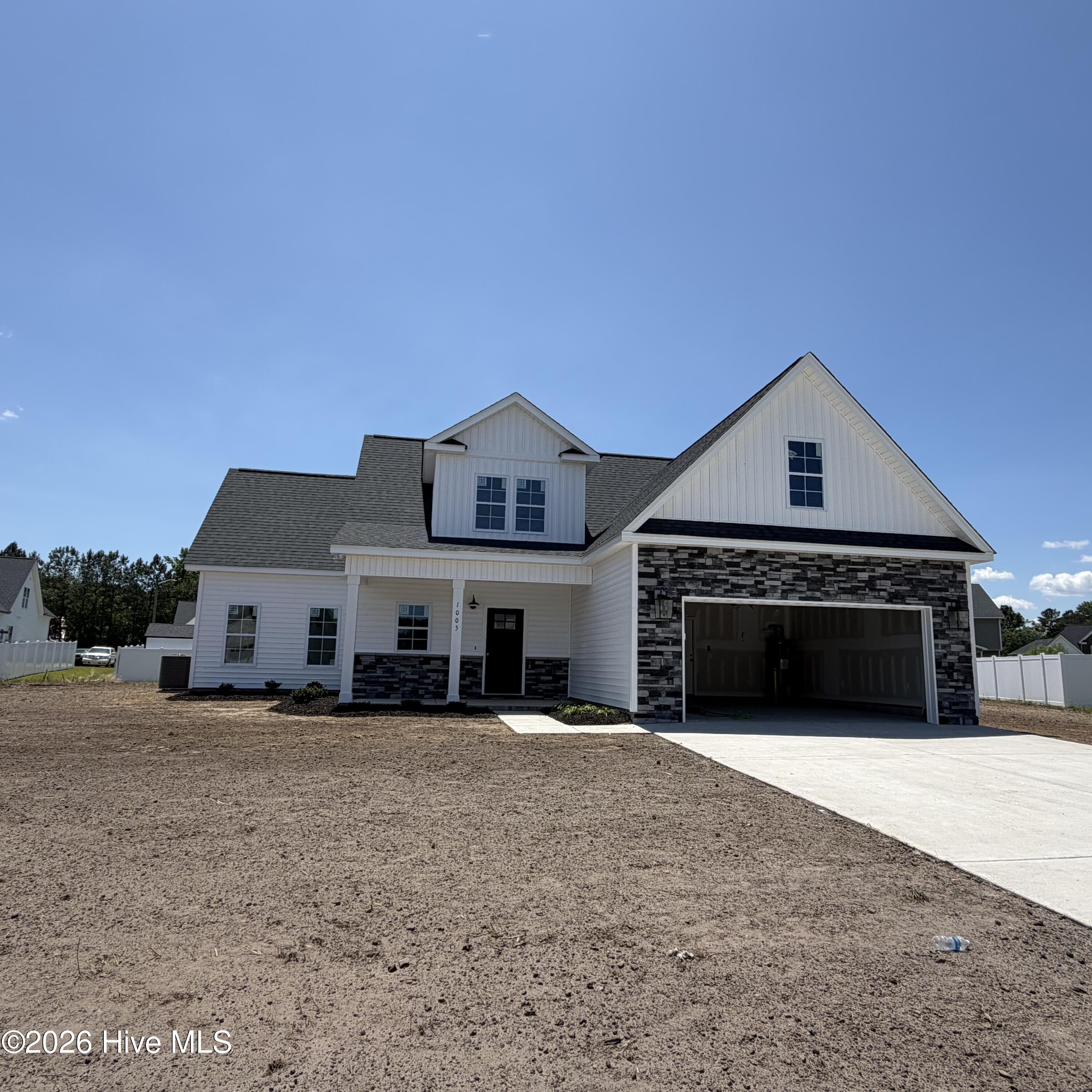 Single Family Residence at 1005 Finn Court, Greenville, NC 27834, photo 5 of 69
