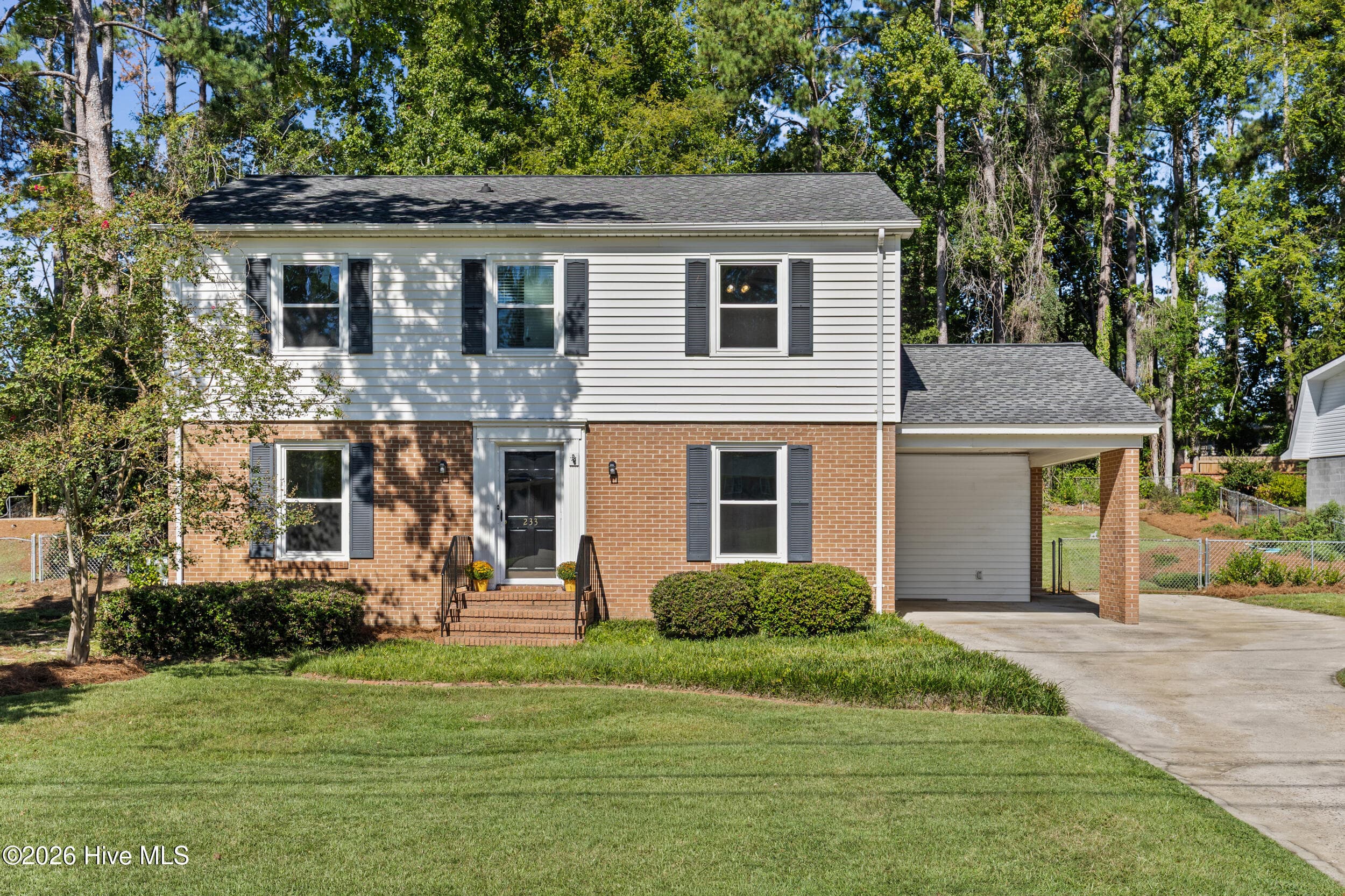 Single Family Residence at 233 Chatham Road, Augusta, GA 30907, photo 2 of 56