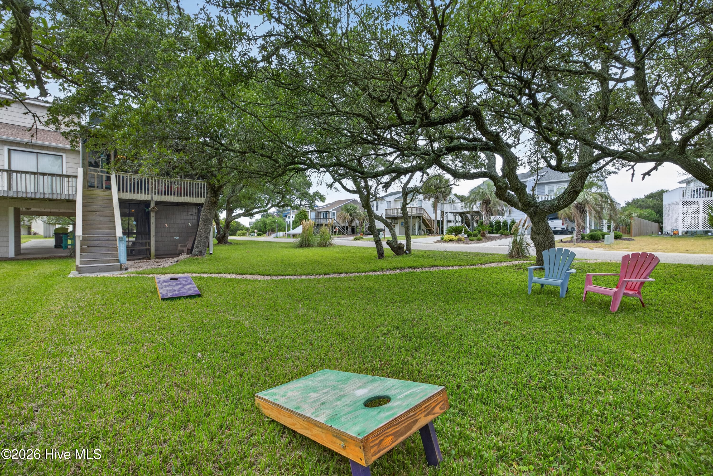Lots of room to play games - 301 Bay Circle, North Topsail Beach, NC 28460