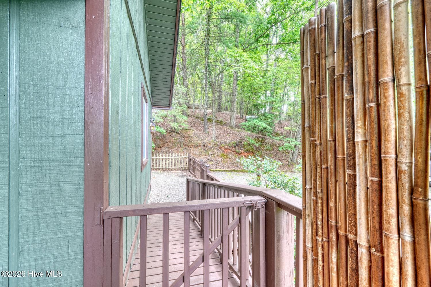 Single Family Residence at 664 High Ridge Road, Murphy, NC 28906, photo 2 of 3