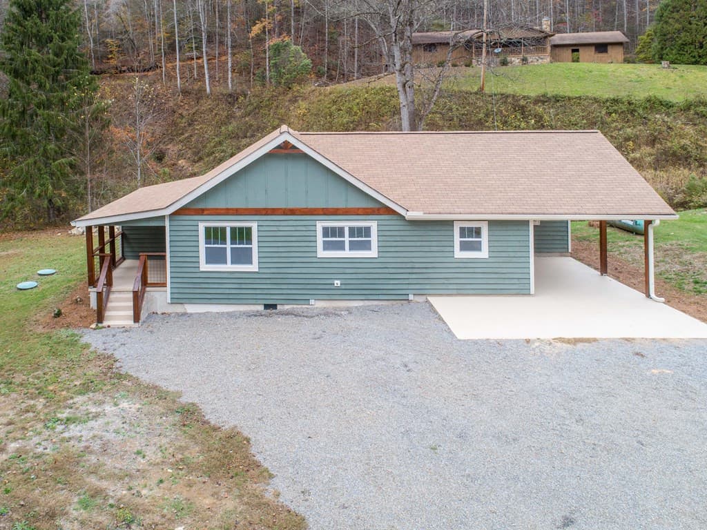 Single Family Residence at 5107 Boiling Springs Road, Murphy, NC 28906, photo 32 of 41