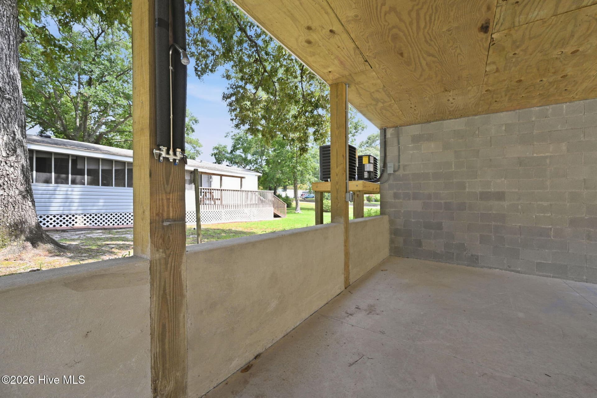Single Family Residence at 751 Driftwood Drive, Hampstead, NC 28443, photo 16 of 52