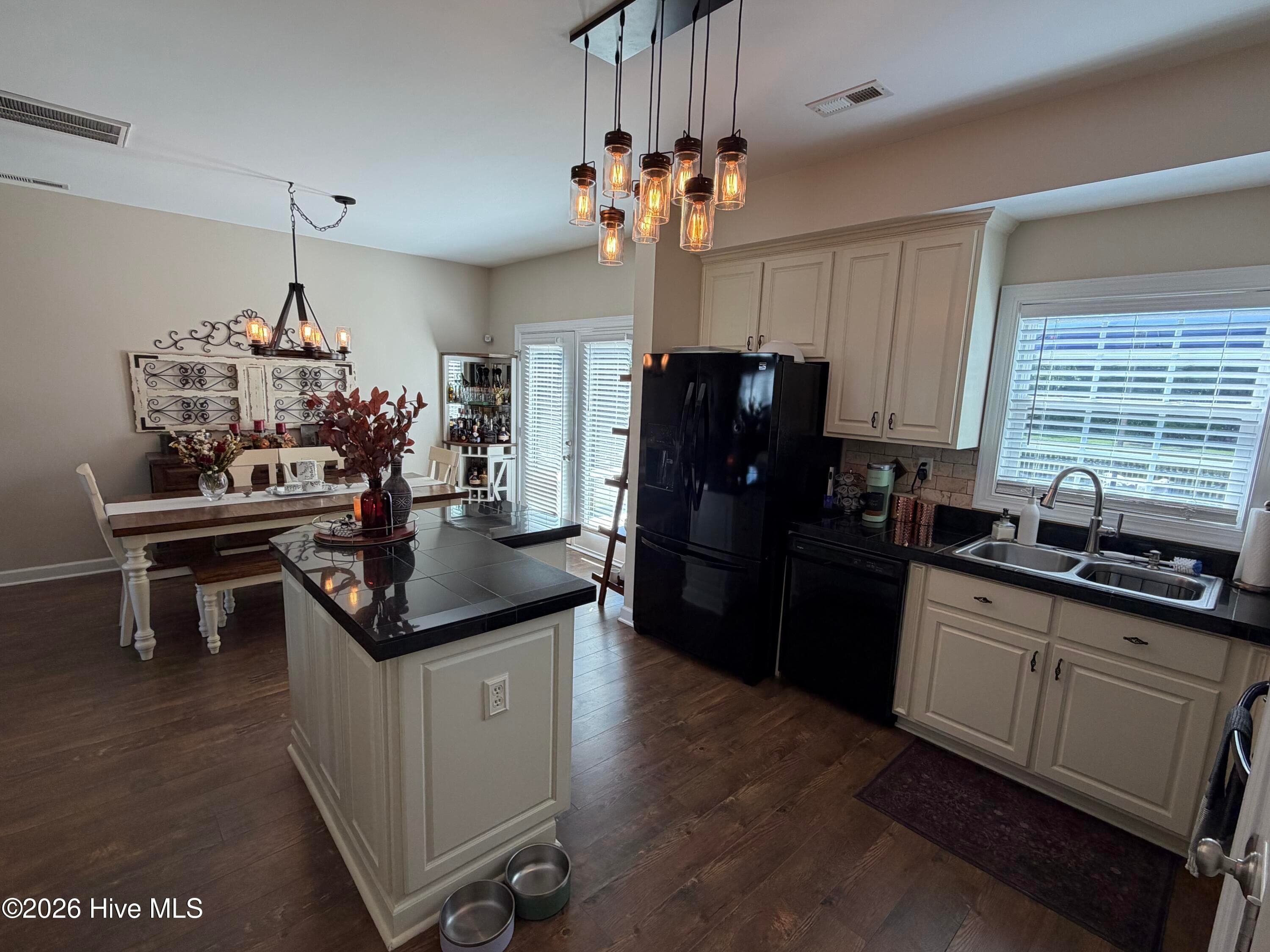 Single Family Residence at 2501 Chelsea Drive NW, Wilson, NC 27896, photo 8 of 24