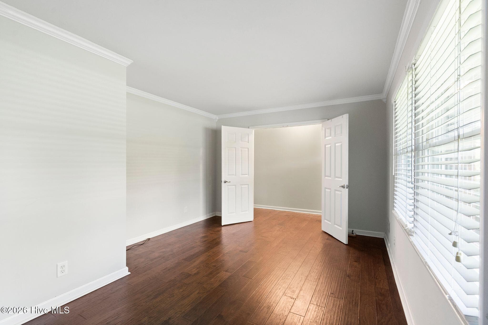 Single Family Residence at 806 Bragg Drive, Wilmington, NC 28409, photo 12 of 57