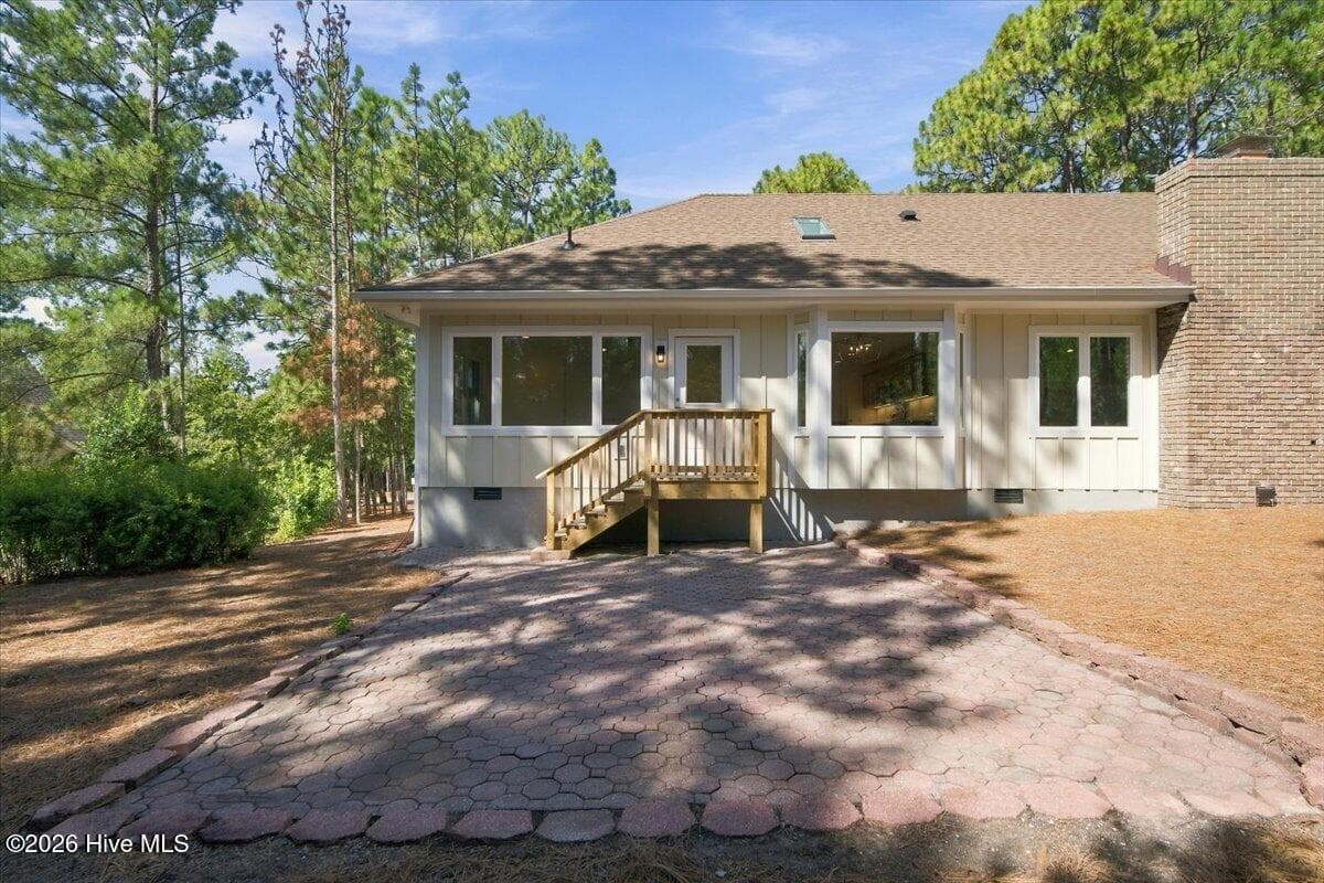 Single Family Residence at 10 Catalpa Lane N, Pinehurst, NC 28374, photo 48 of 51