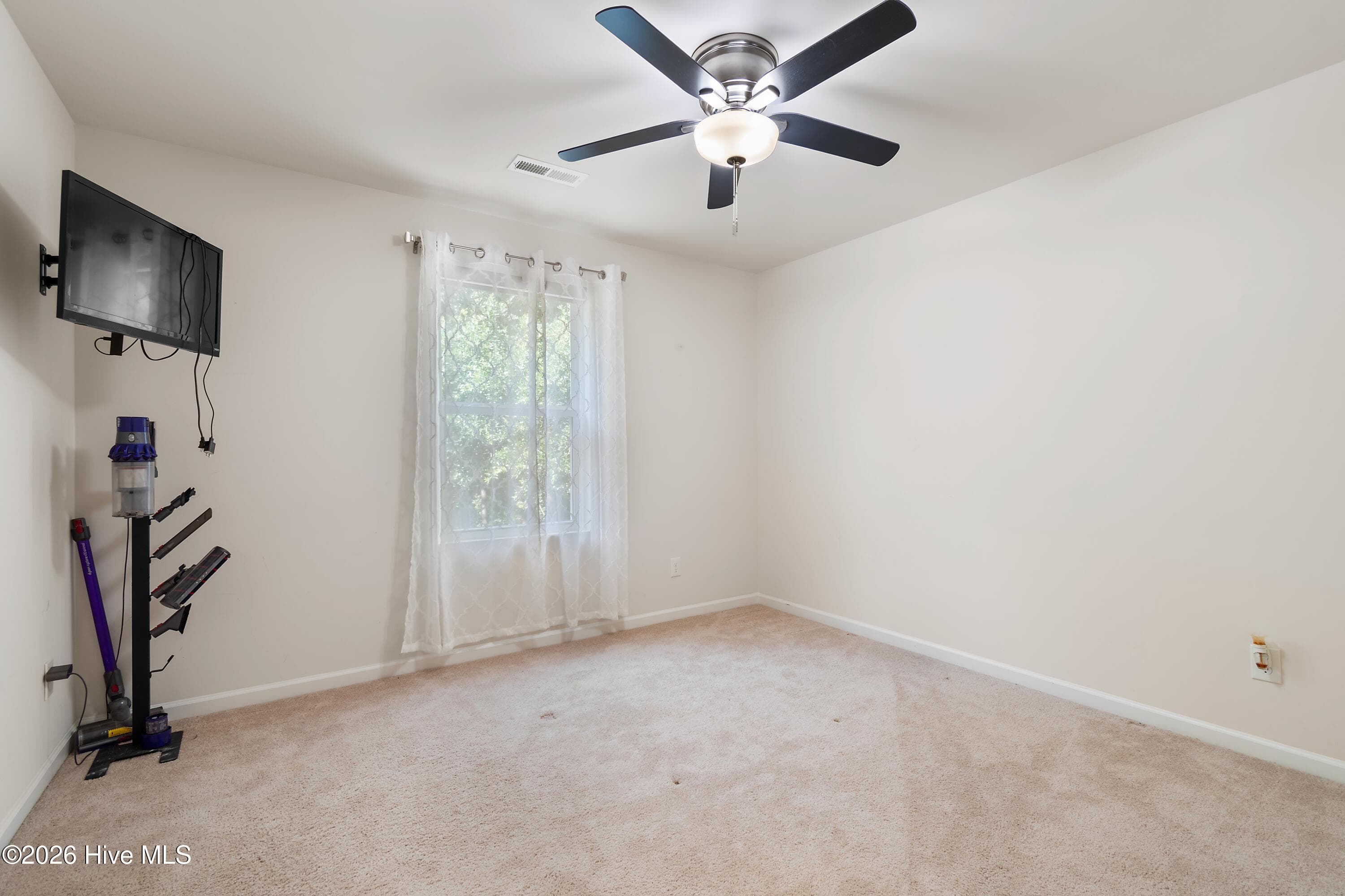 Single Family Residence at 35 Lighthouse Cove Loop, Carolina Shores, NC 28467, Carolina Shores, photo 36 of 54