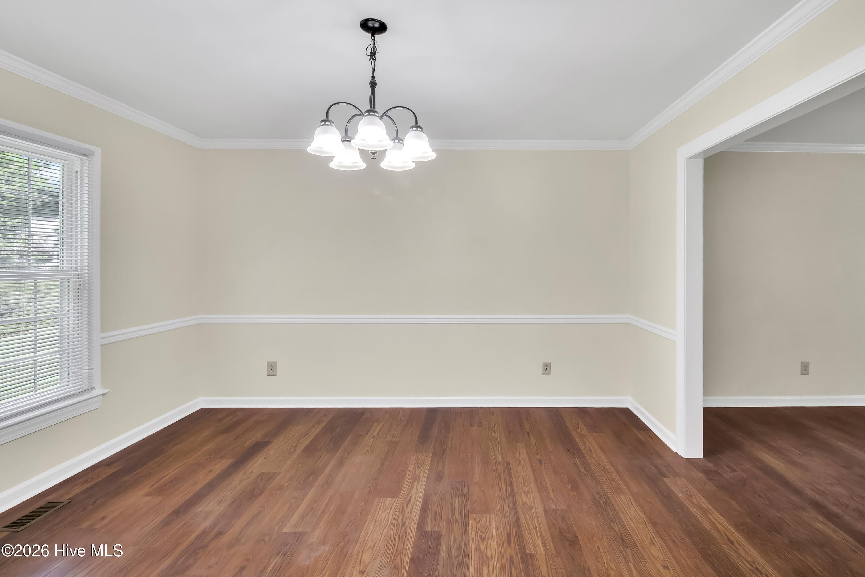 Single Family Residence at 501 Wythe Grove, Jacksonville, NC 28546, photo 8 of 49