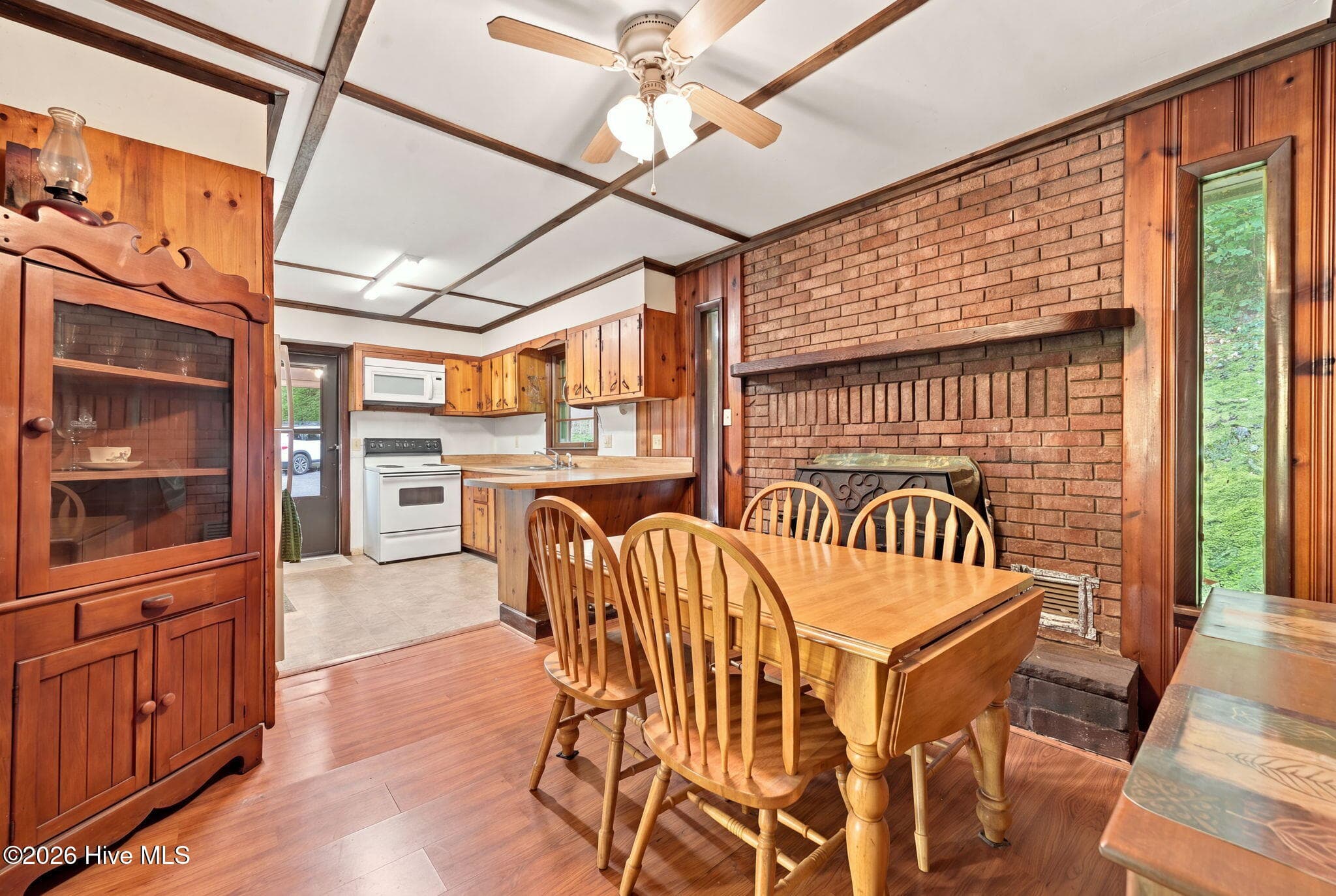 Single Family Residence at 3410 Pisgah Road, Andrews, NC 28901, photo 8 of 14