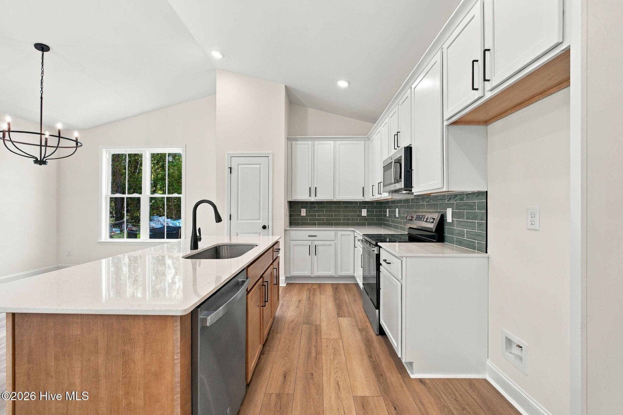 Outstanding Kitchen all the modern features! - 1224 Petite Terre Court, New Bern, NC 28560