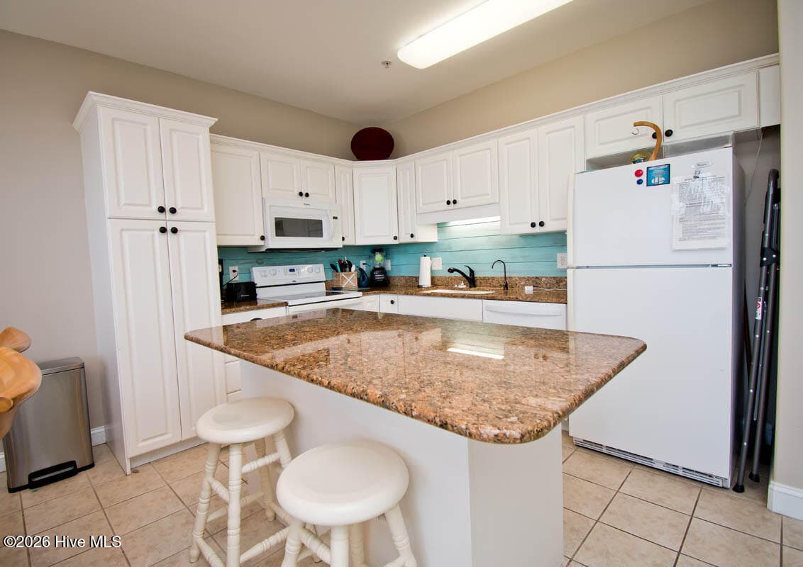 Island with eat-in option - 1700 Salter Path Road 202-R, Indian Beach, NC 28512