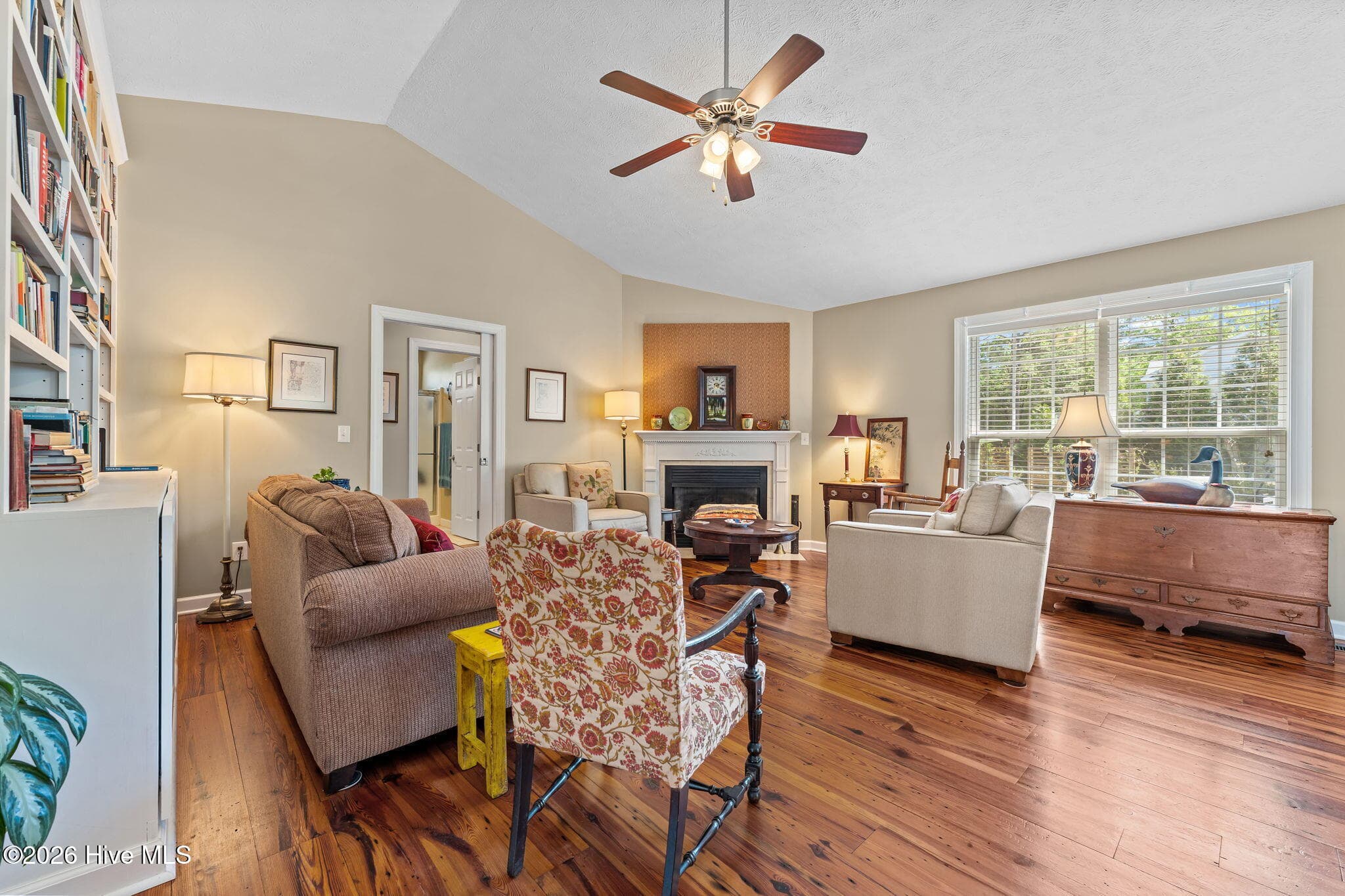 Single Family Residence at 5 Vineyard Place, Foxfire Vlg, NC 27281, photo 5 of 45