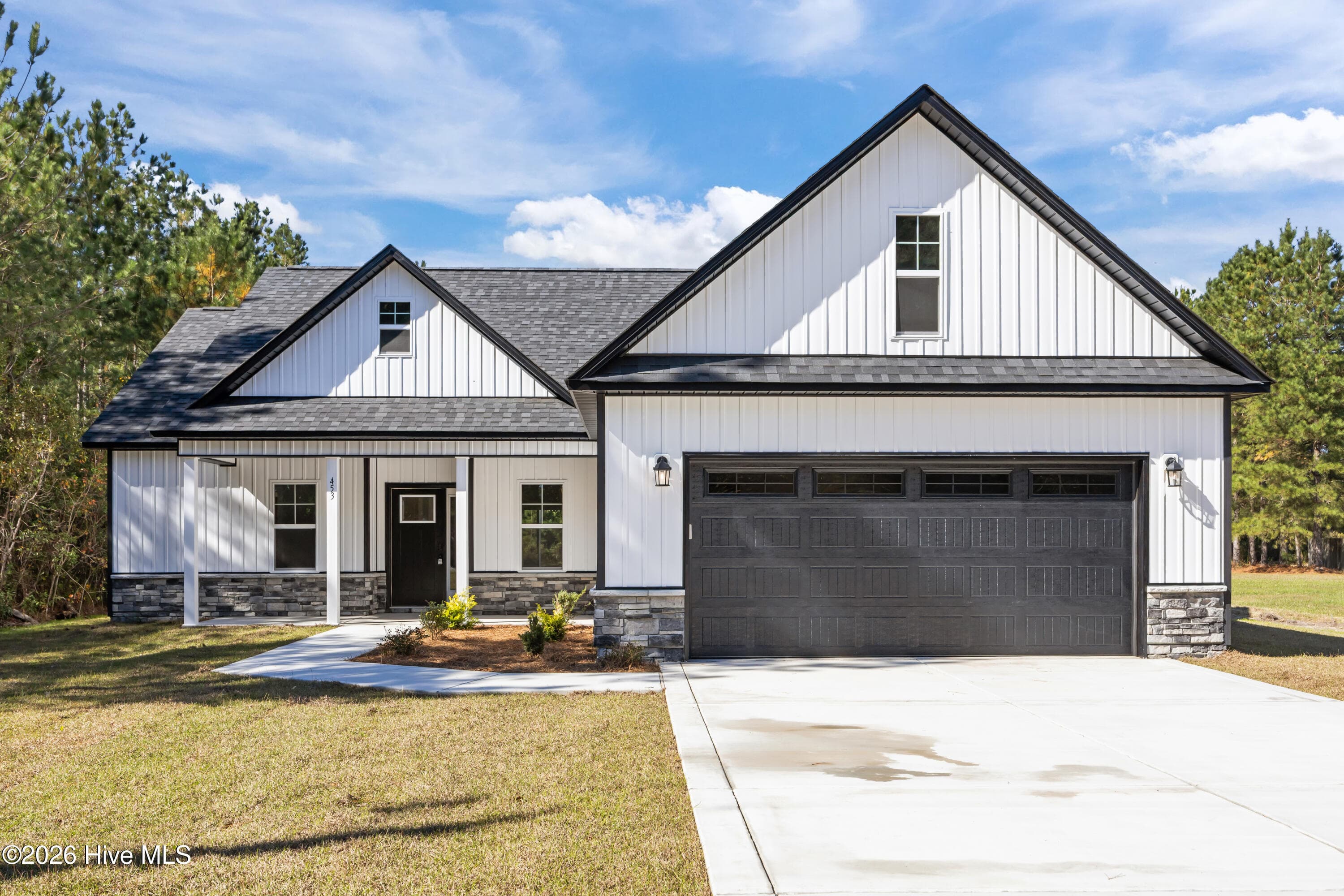 Single Family Residence at 5715 Edith Road, Ayden, NC 28513, photo 11 of 26