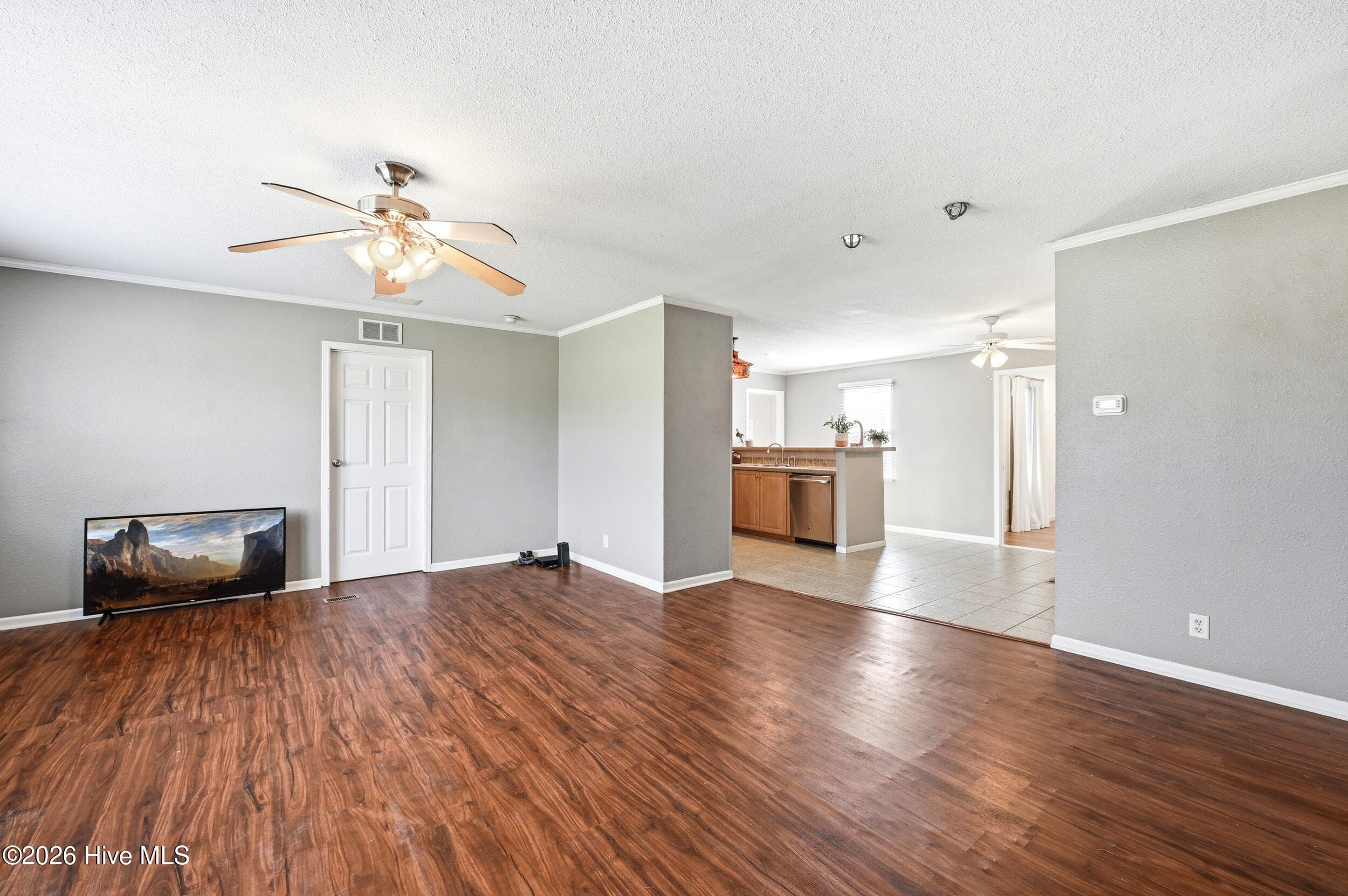 Manufactured Home at 71 Gobbler Court, Rocky Point, NC 28457, photo 8 of 54