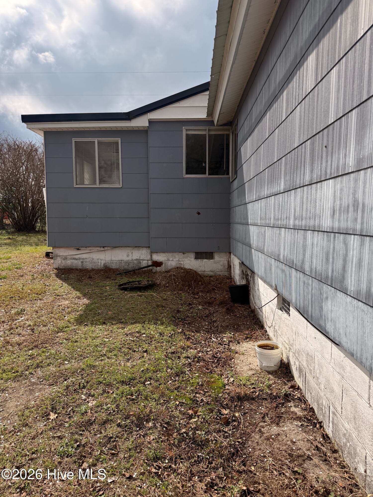 Single Family Residence at 12377 N Carolina 210, Elizabethtown, NC 28337, photo 10 of 12