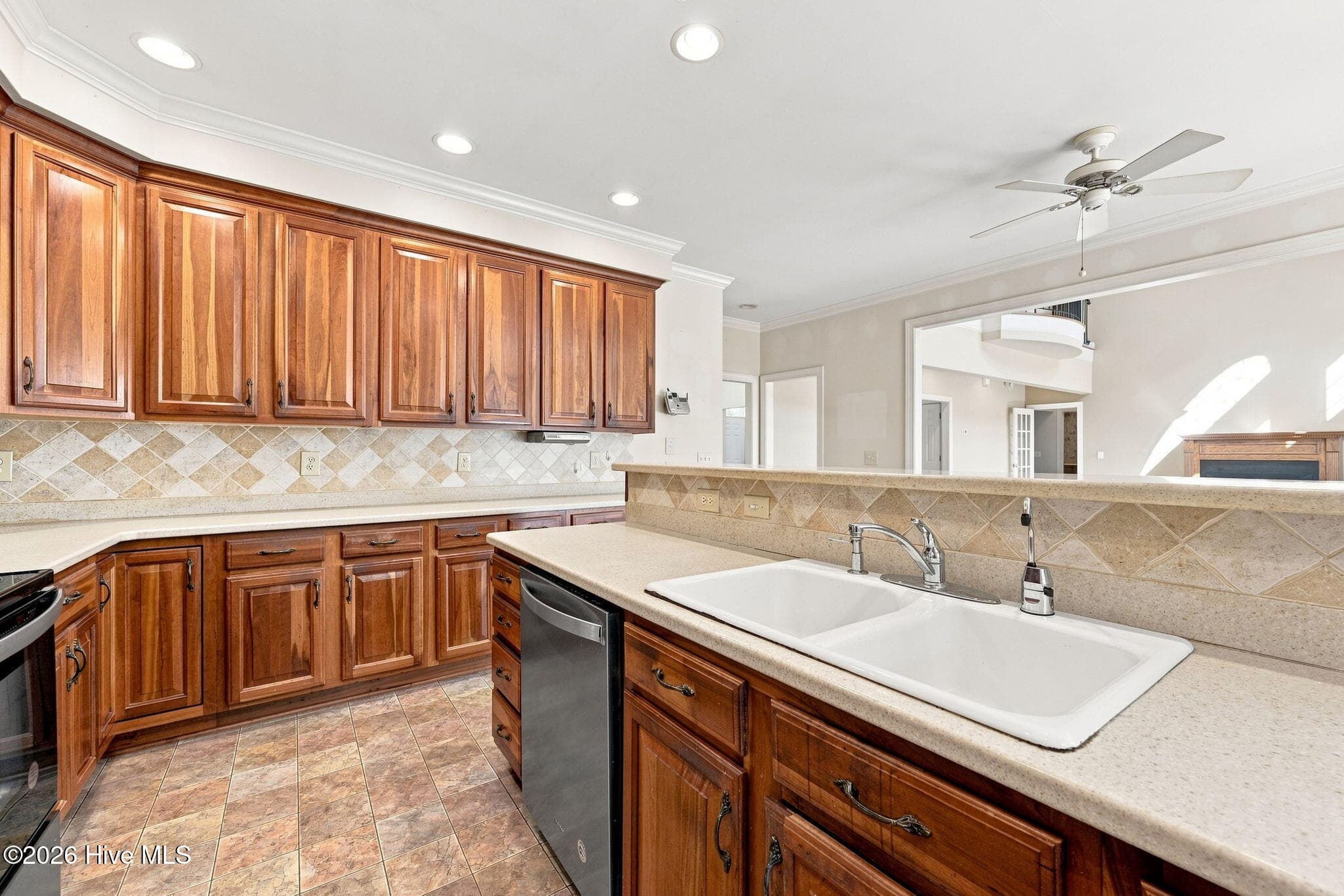 Single Family Residence at 303 Creekview Drive, Hampstead, NC 28443, photo 25 of 56