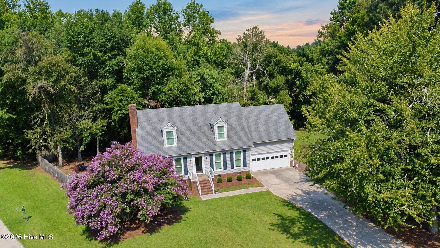 Single Family Residence at 329 S Wedgewood Drive, Washington, NC 27889, photo 2 of 35
