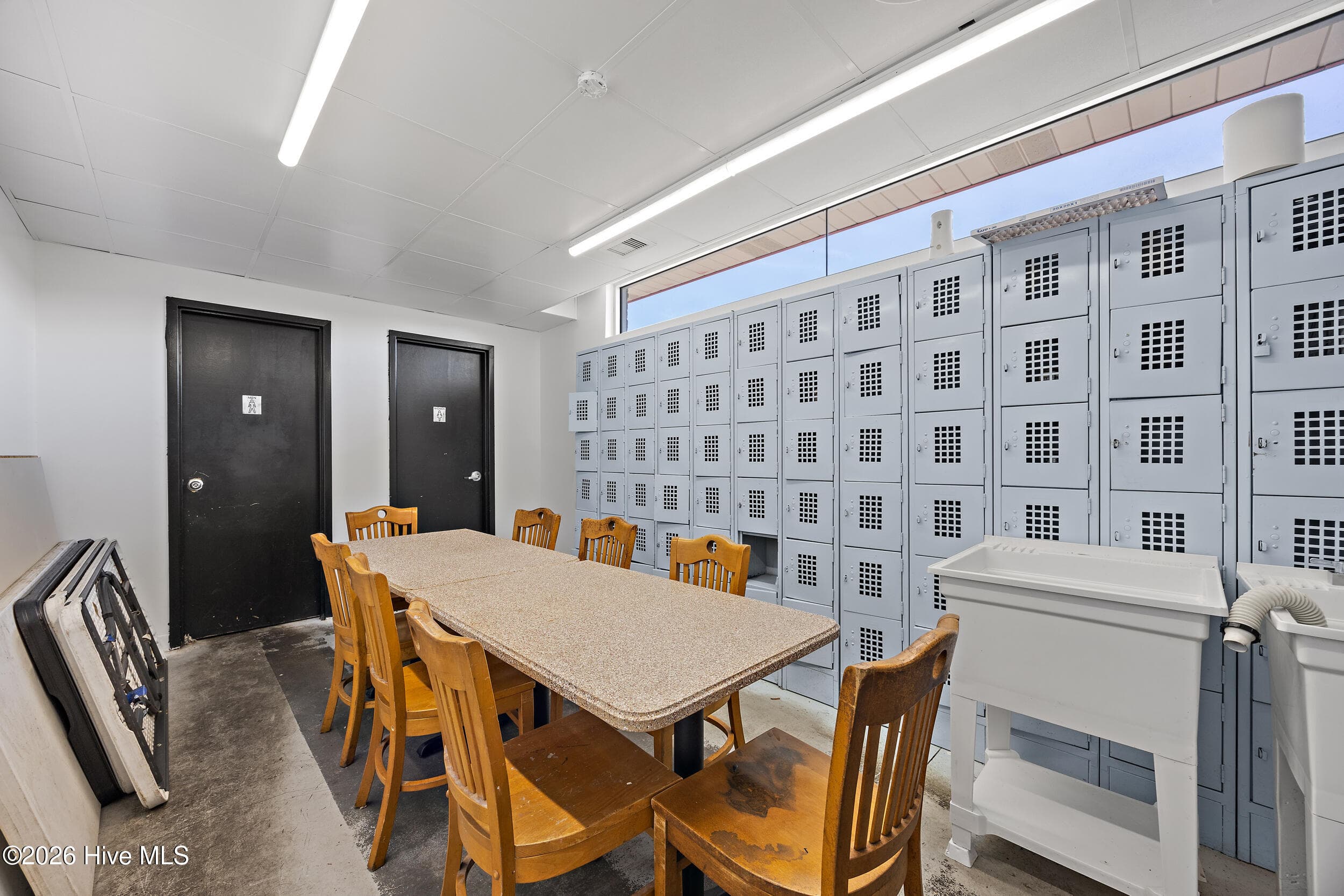 Business at 8232 Market Street, Wilmington, NC 28411, photo 56 of 90