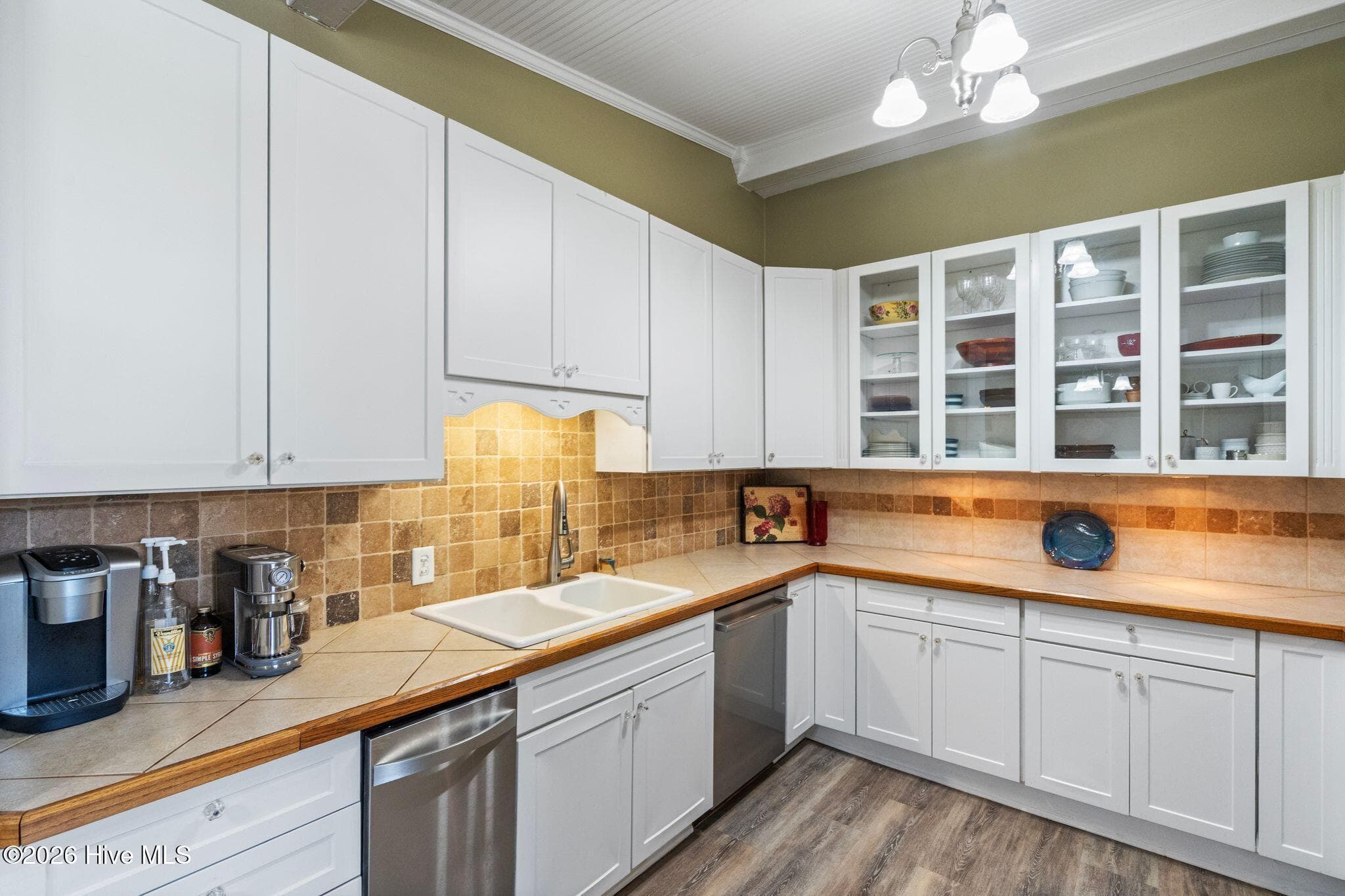 MAIN HOUSE - Kitchen with Stainless Steel Appliances - 113 Willetts Drive, Boiling Spring Lakes, NC 28461