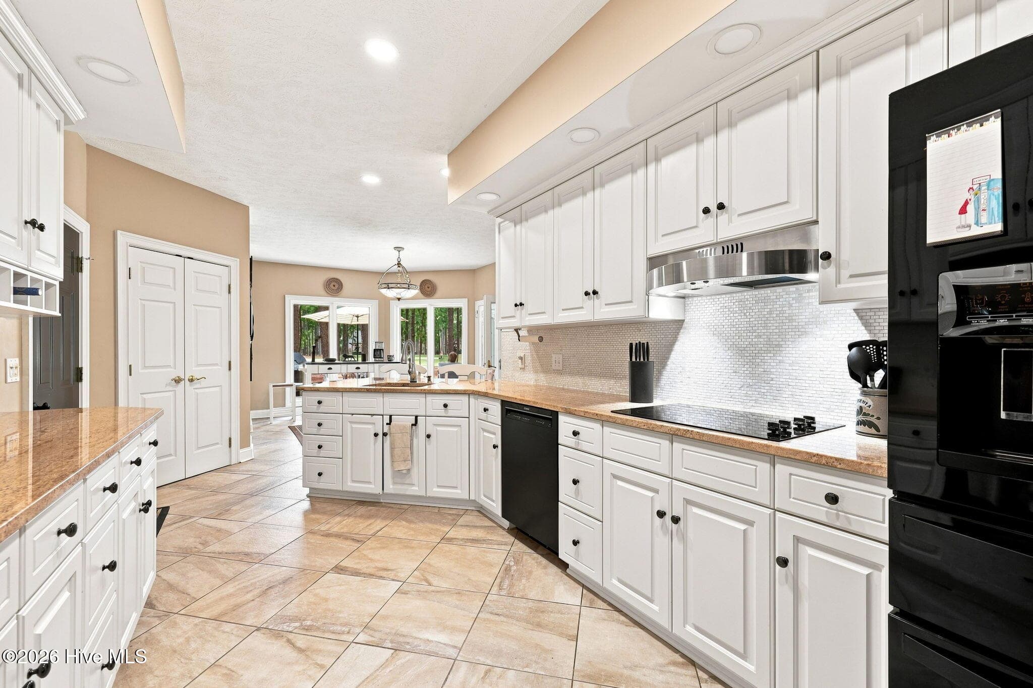 Single Family Residence at 39 Devon Drive, Pinehurst, NC 28374, photo 19 of 59