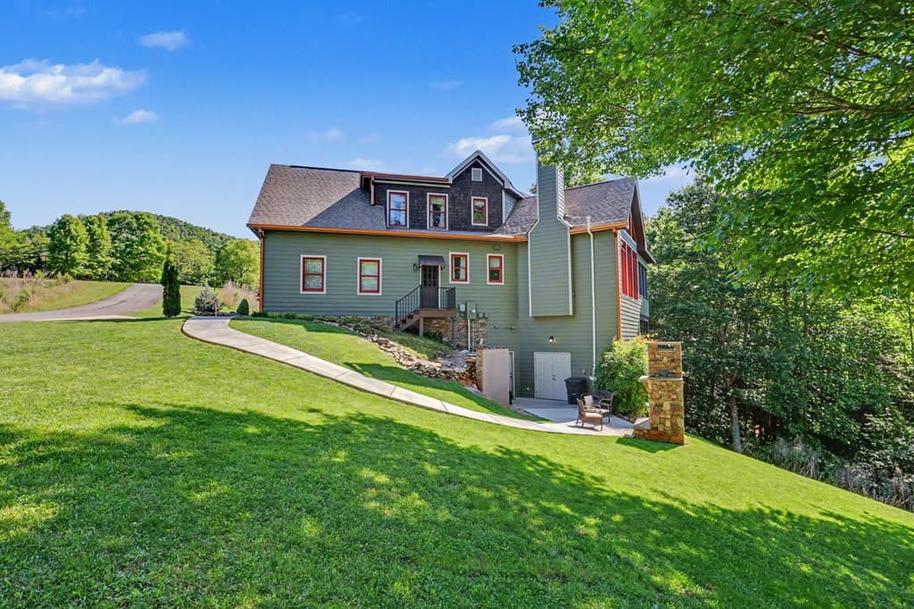 Single Family Residence at 41 Elm Court, Murphy, NC 28906, photo 71 of 75